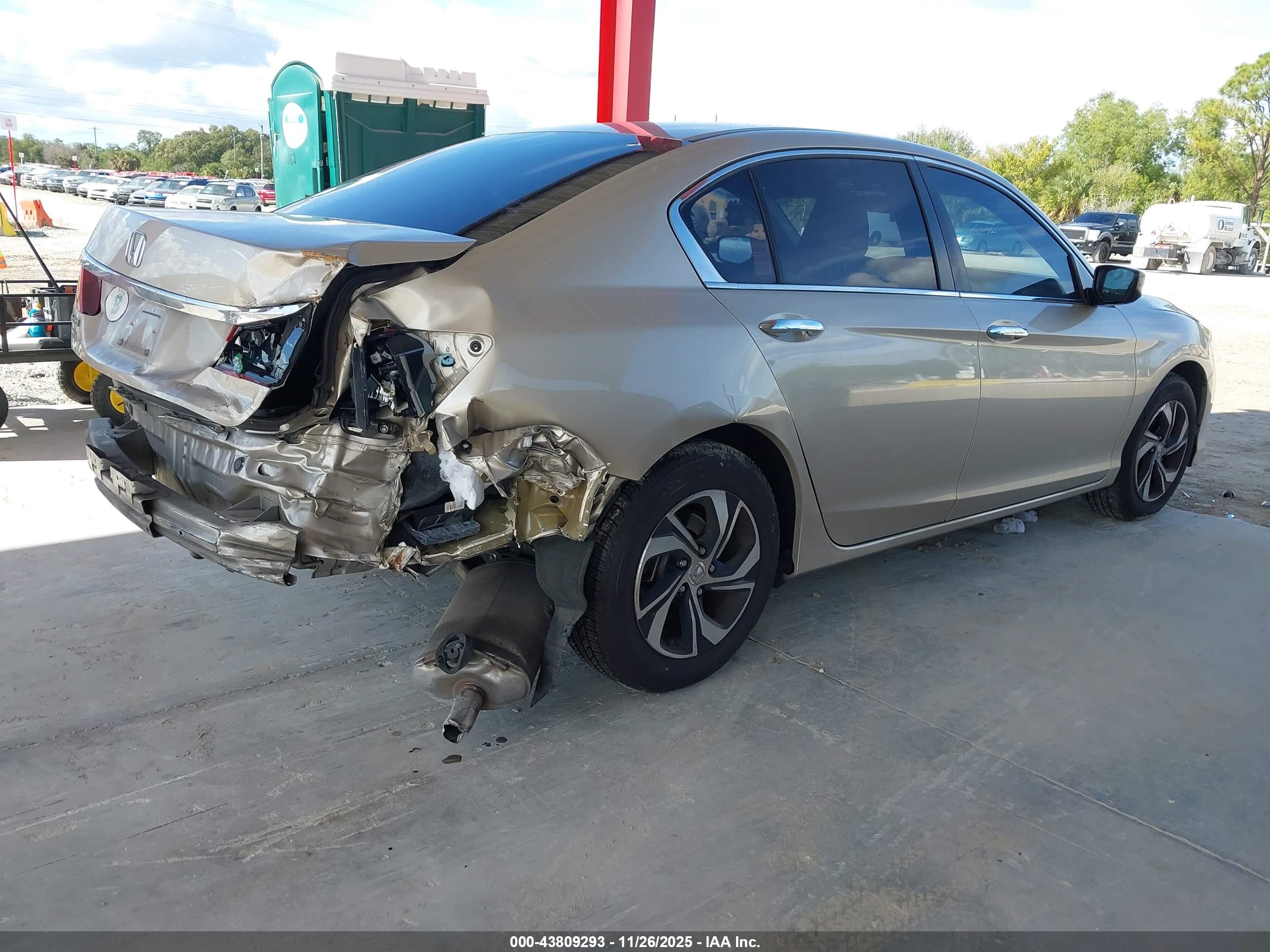 HONDA ACCORD image 4