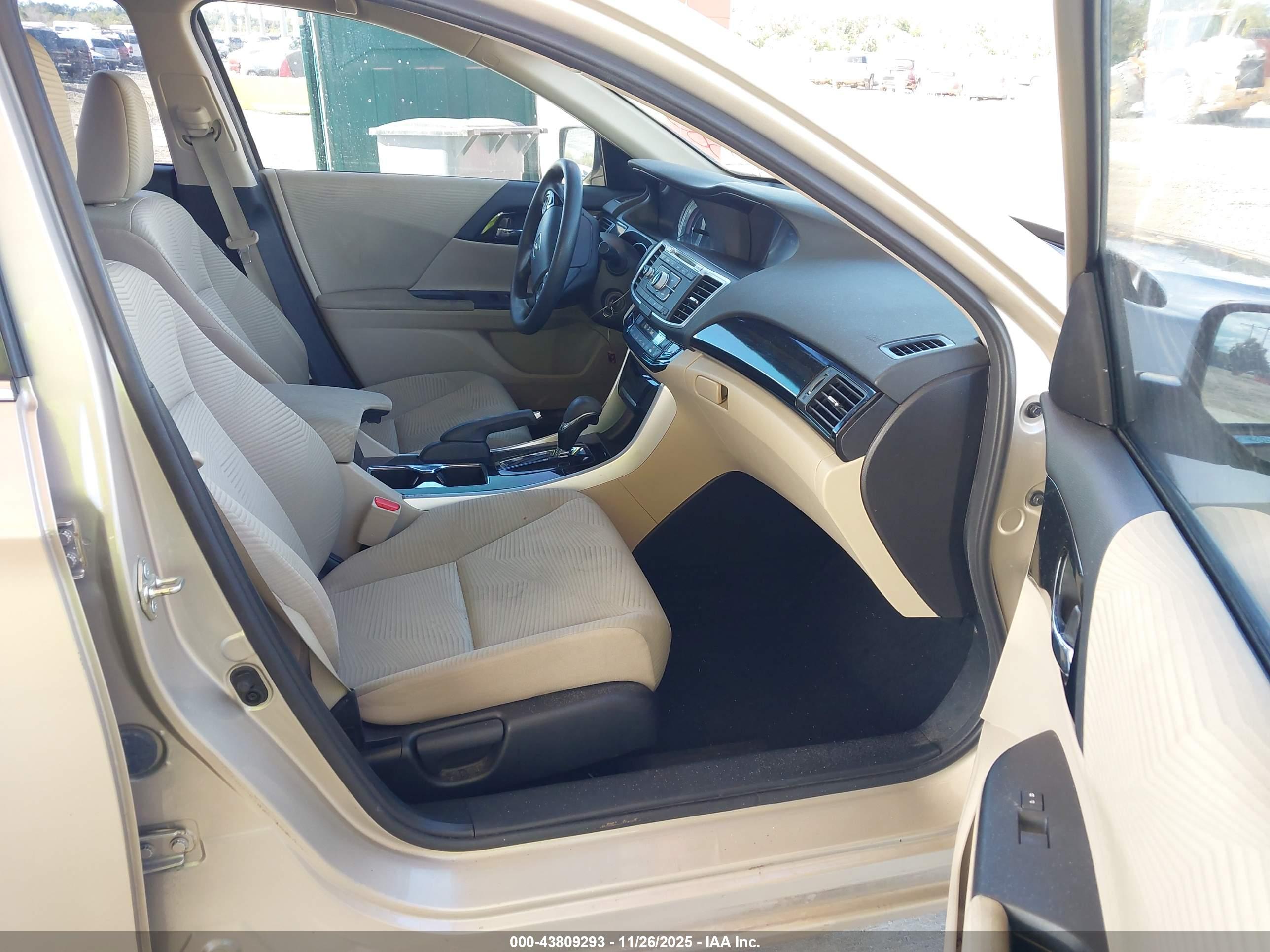 HONDA ACCORD image 5