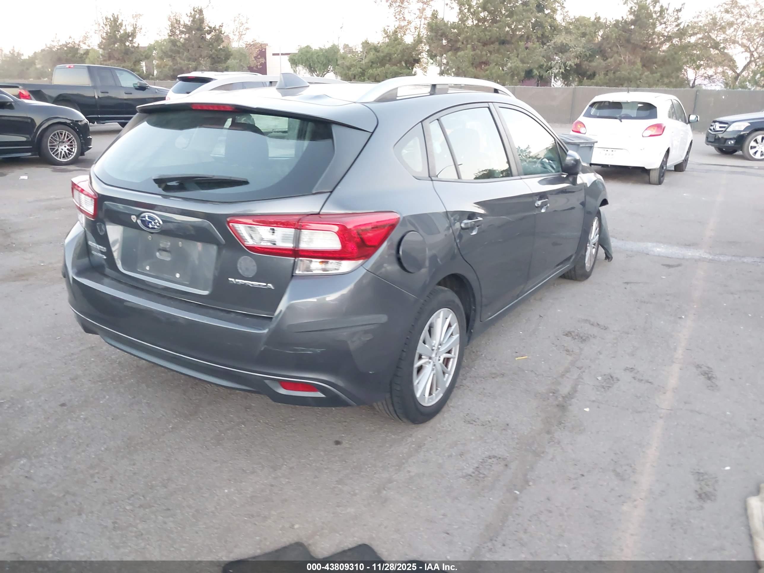 SUBARU IMPREZA image 4