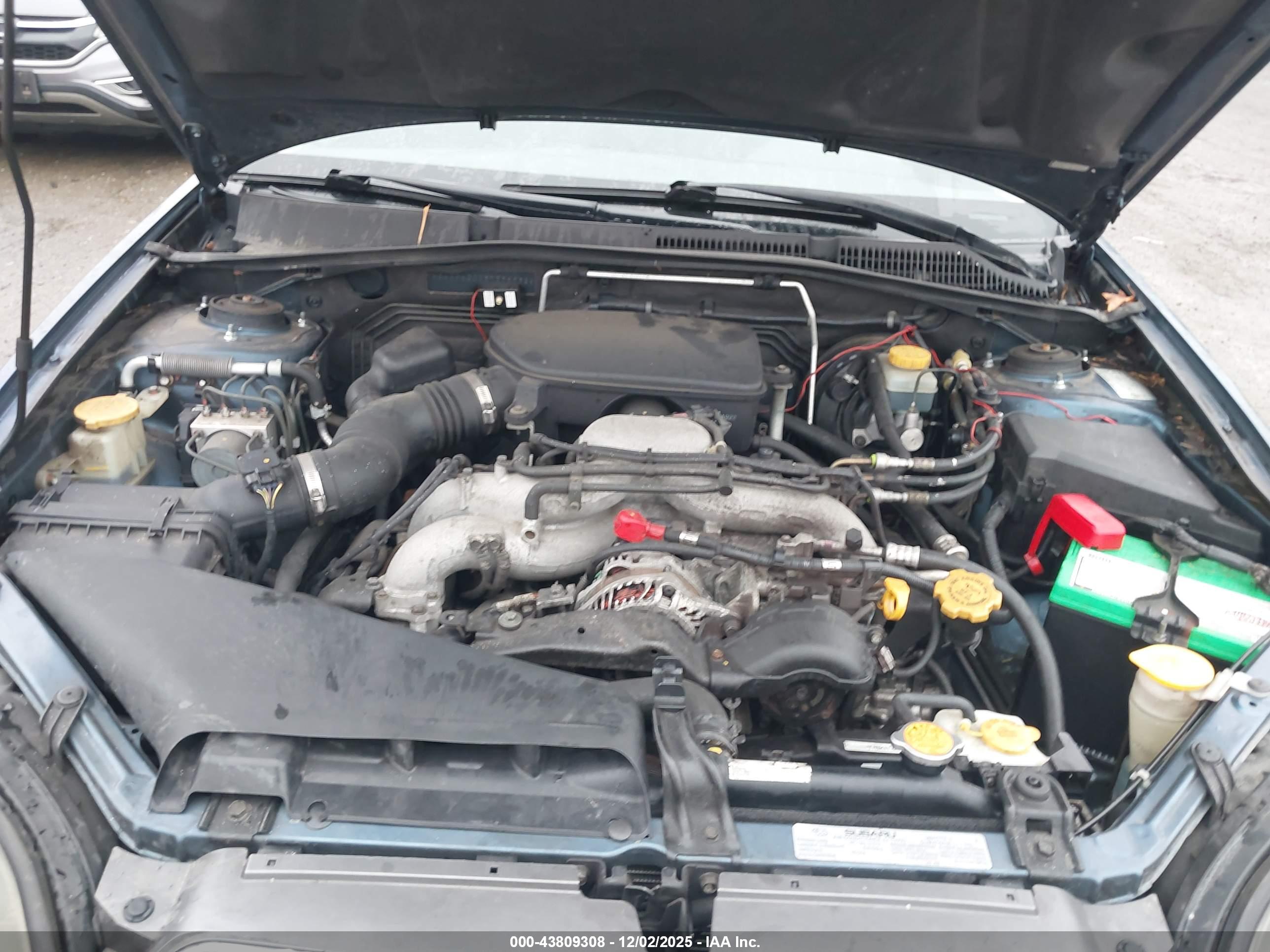 SUBARU OUTBACK image 10