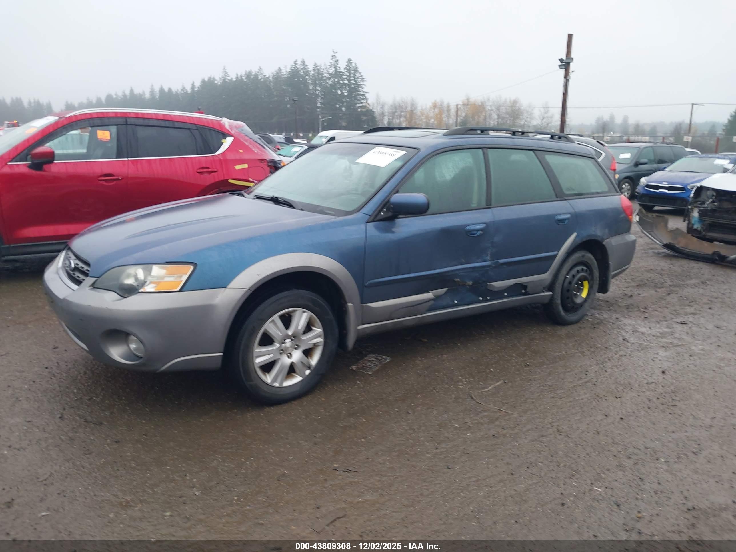 SUBARU OUTBACK image 2