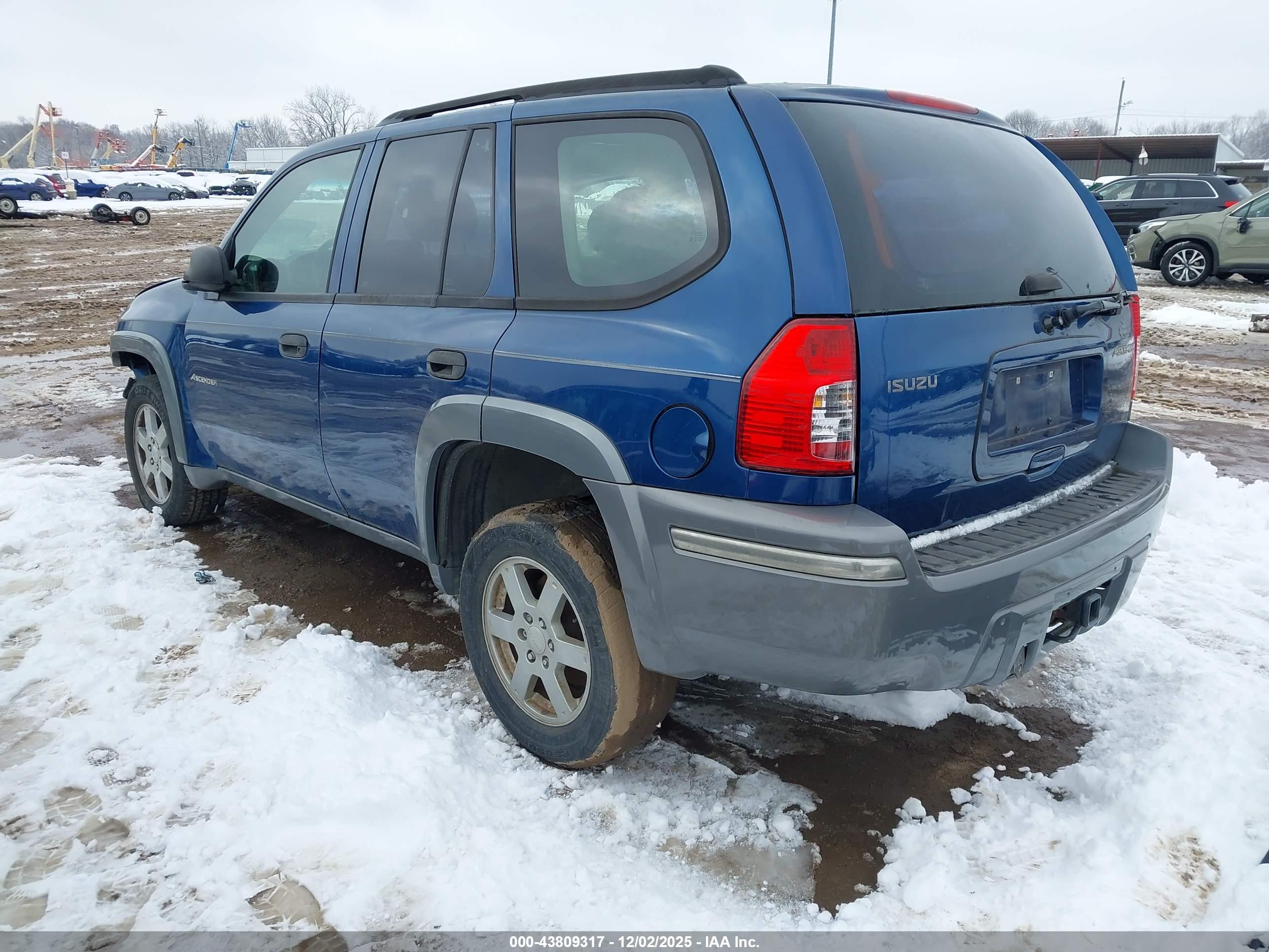 ISUZU ASCENDER image 3