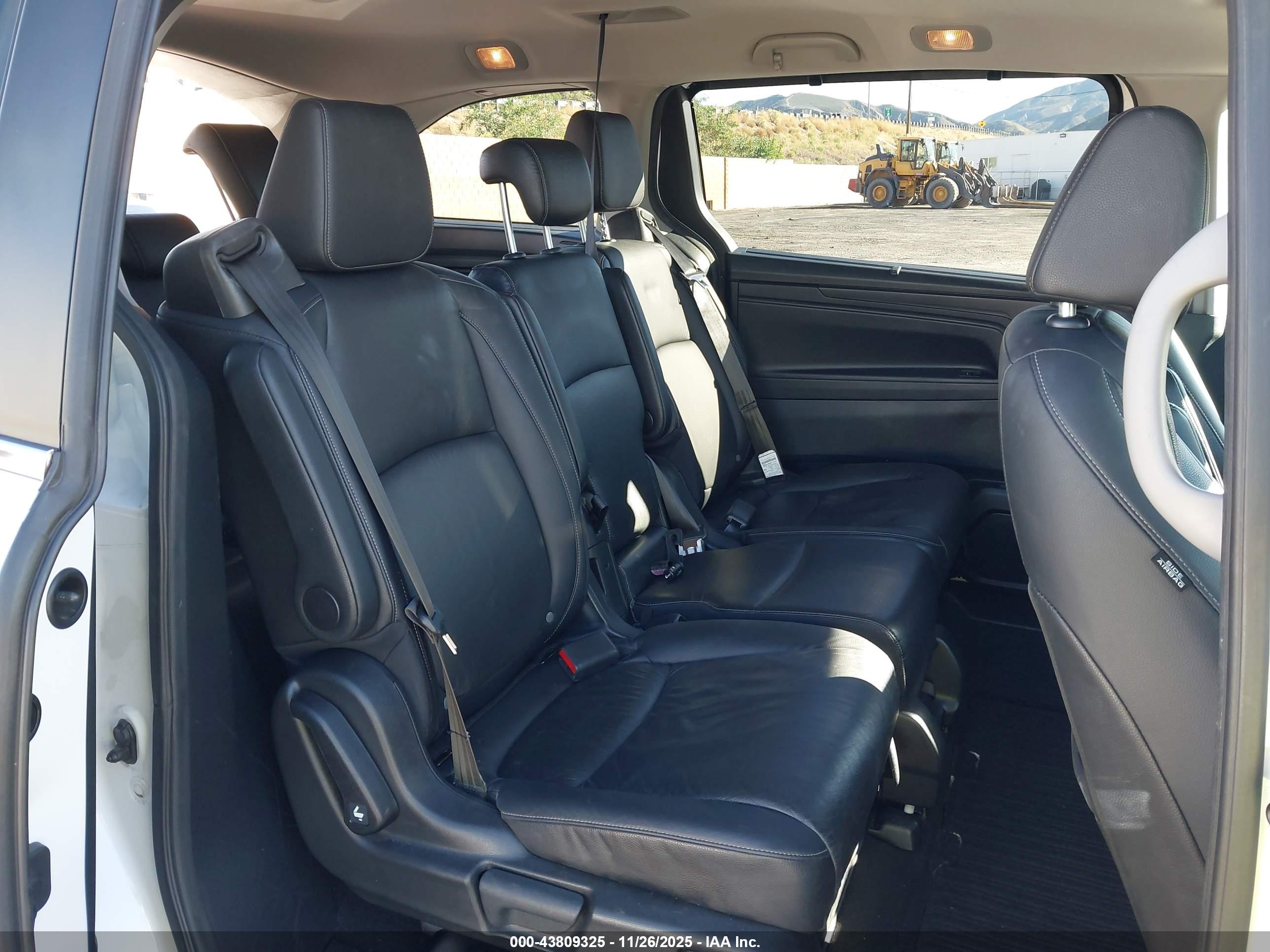 HONDA ODYSSEY image 8