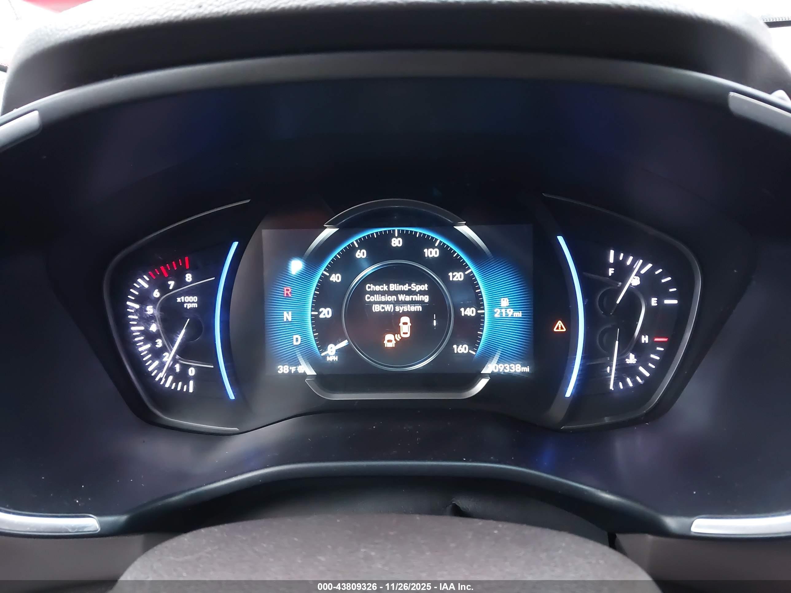 HYUNDAI SANTA image 7