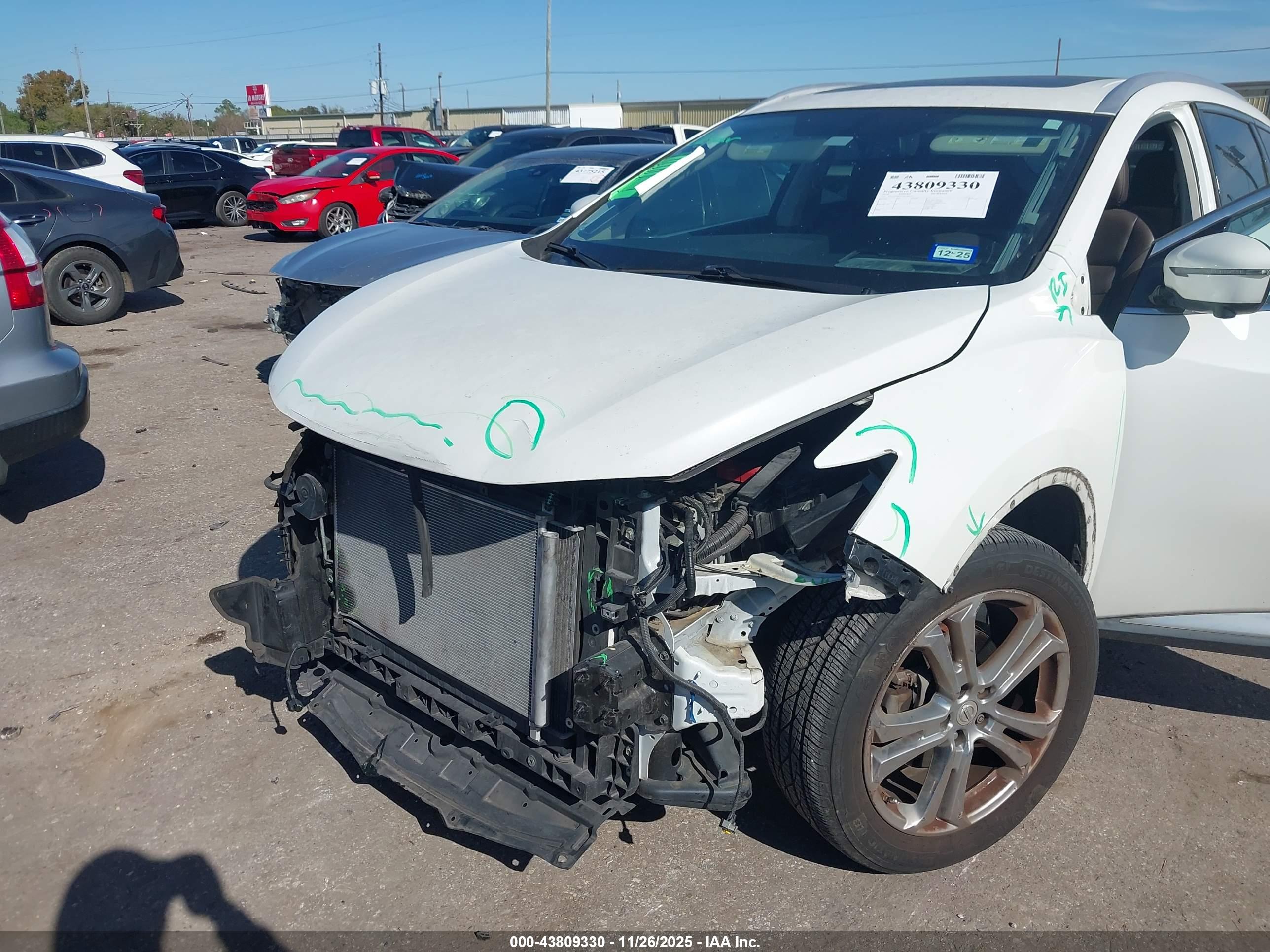 NISSAN MURANO image 6