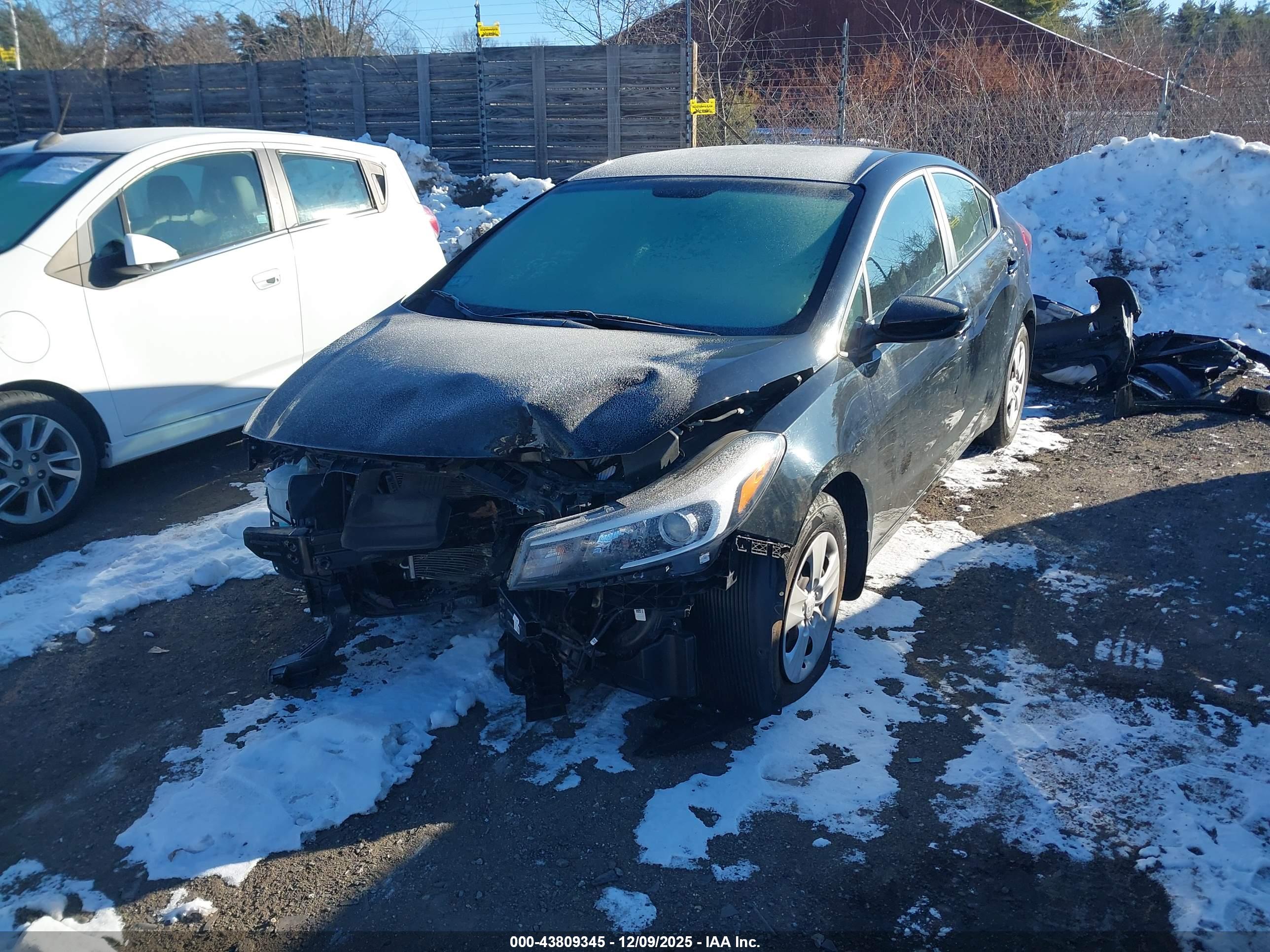 KIA FORTE image 2