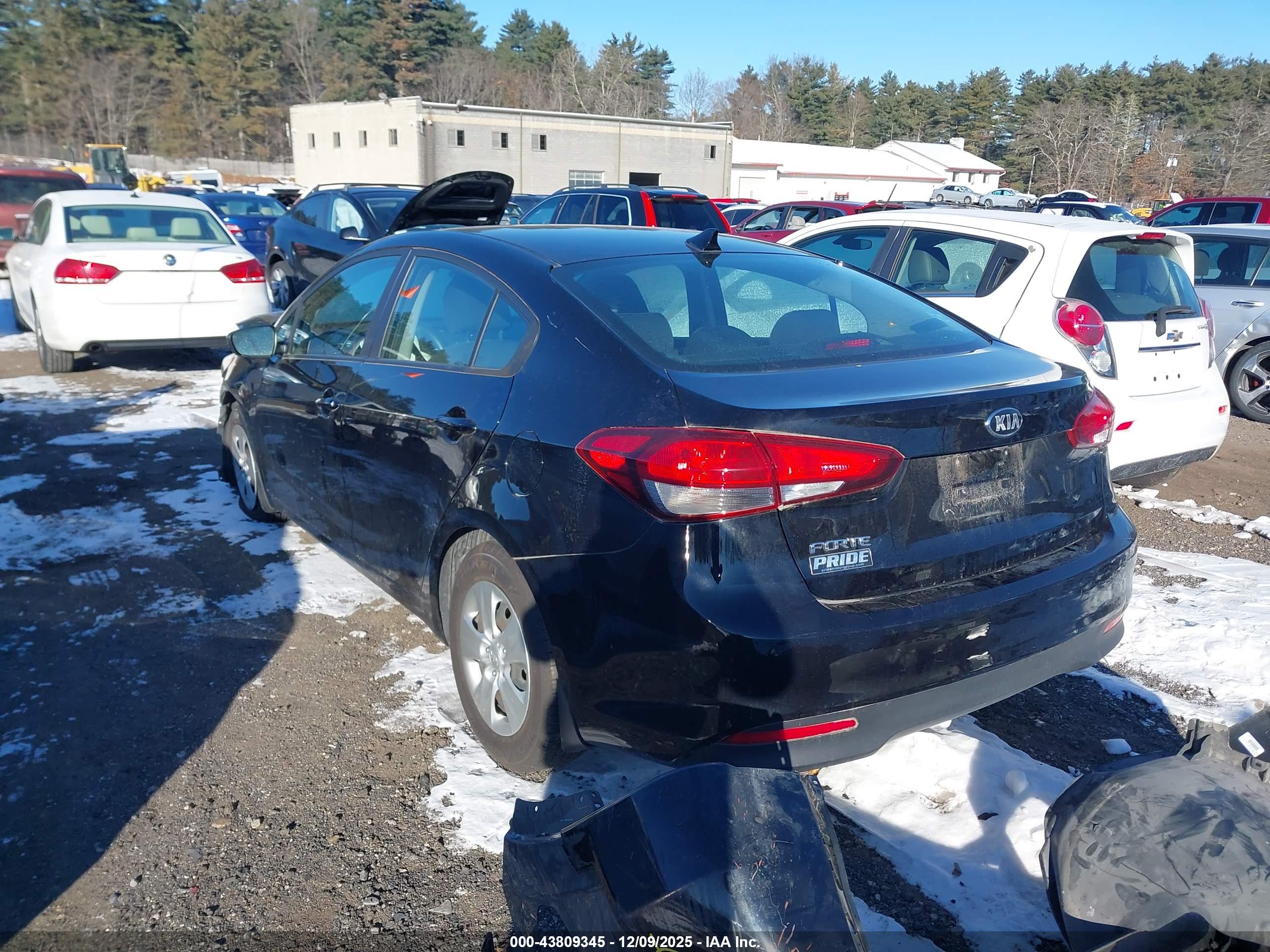 KIA FORTE image 3