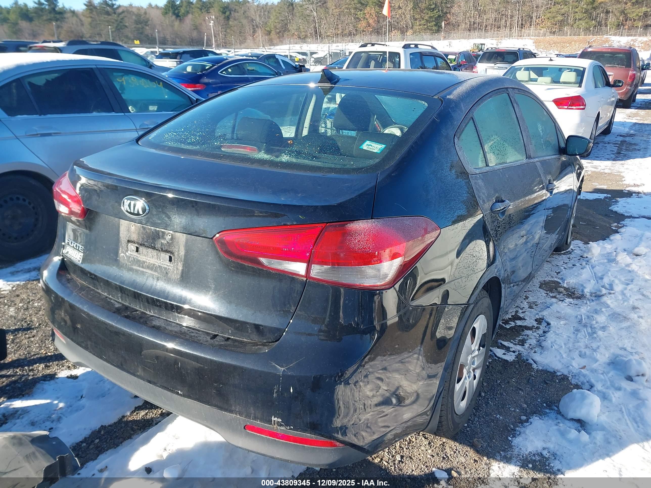 KIA FORTE image 4