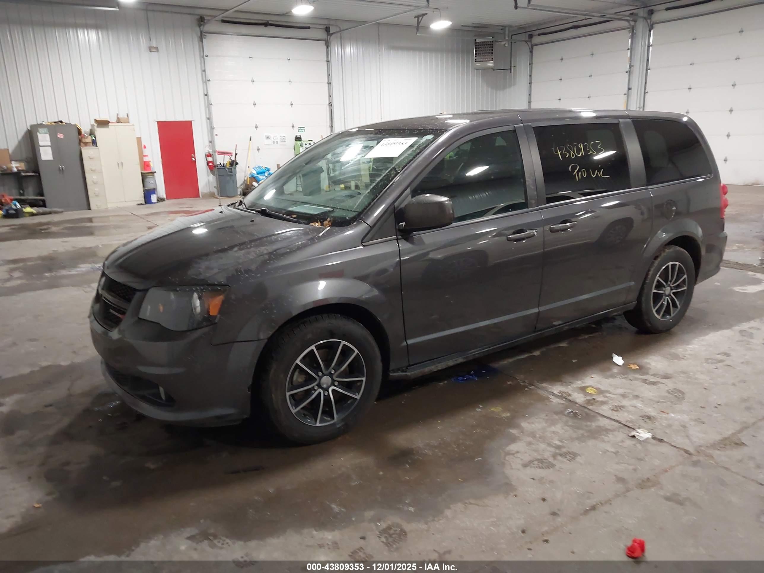 DODGE GRAND image 2