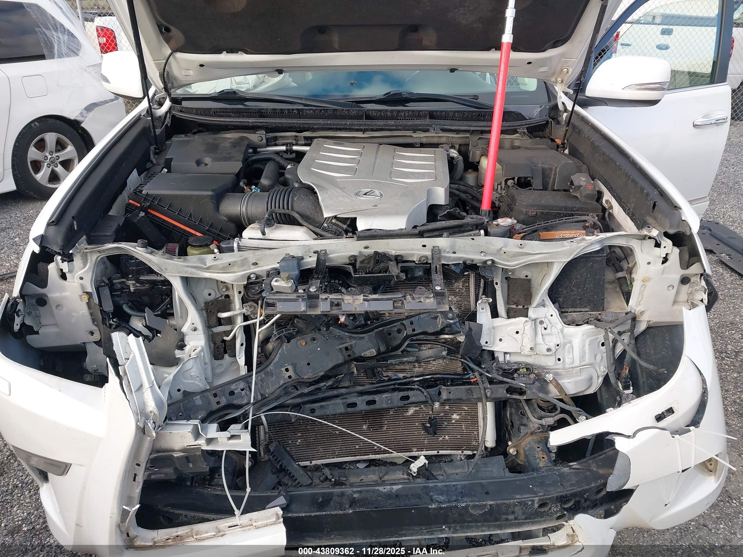 LEXUS GX image 10