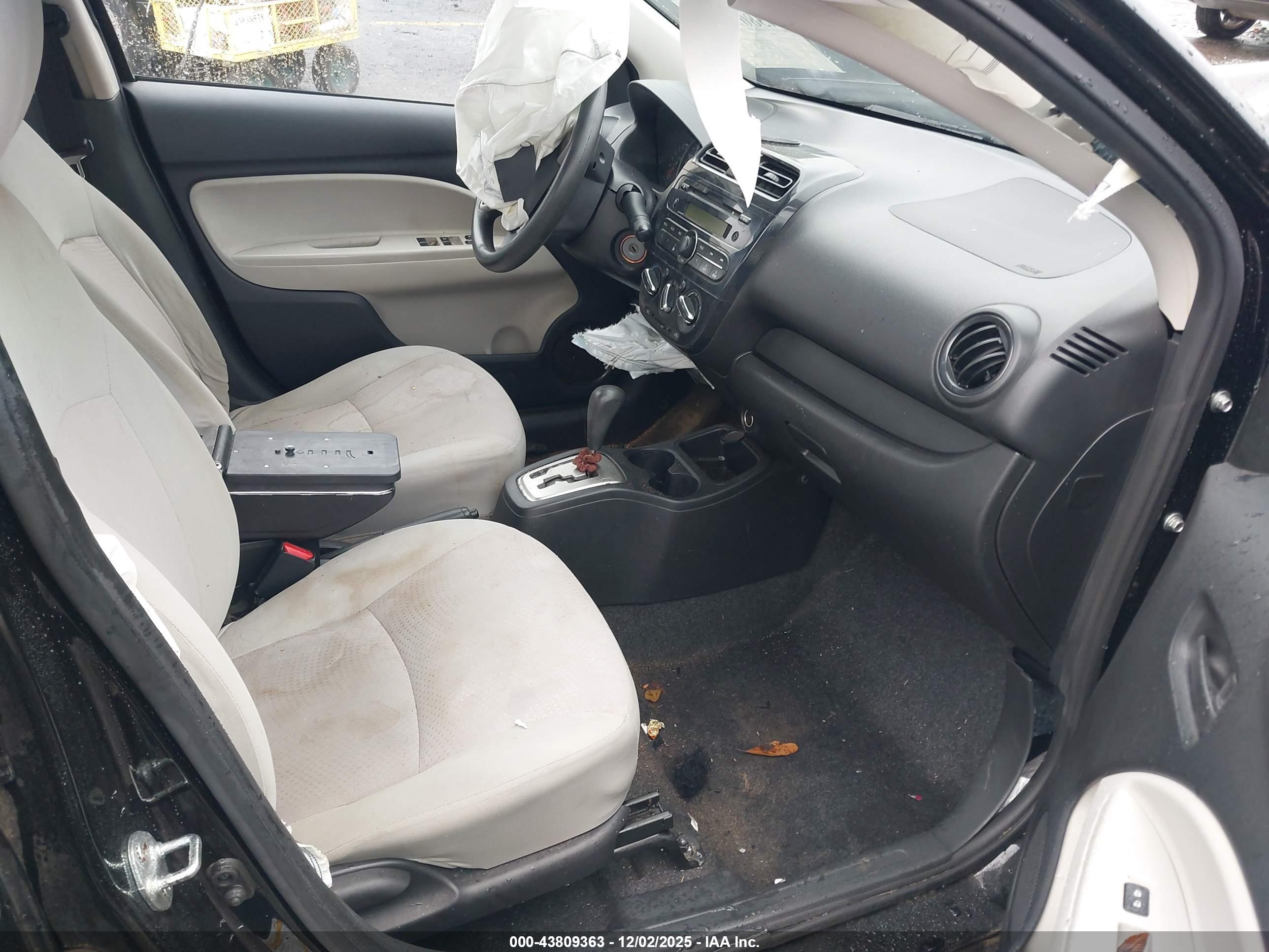 MITSUBISHI MIRAGE image 5
