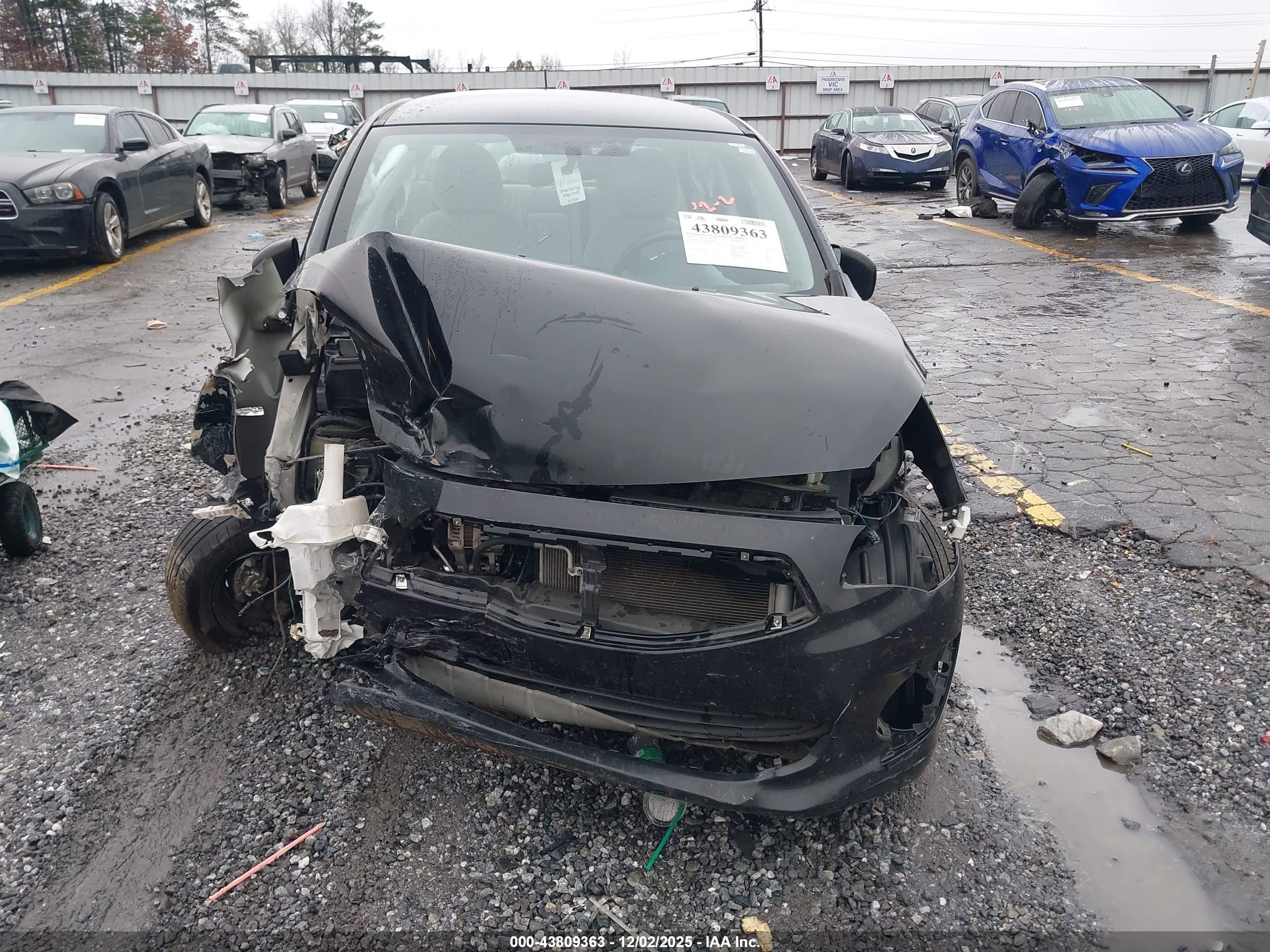 MITSUBISHI MIRAGE image 6
