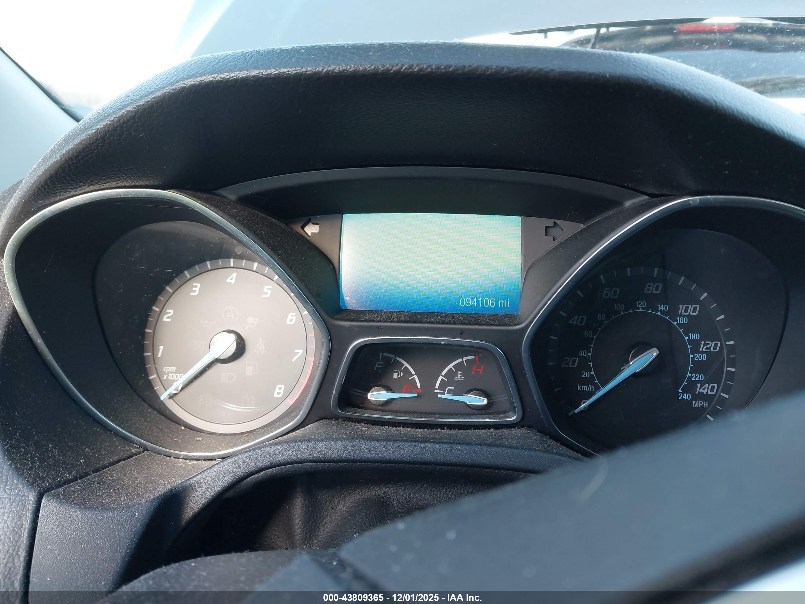 FORD FOCUS image 7