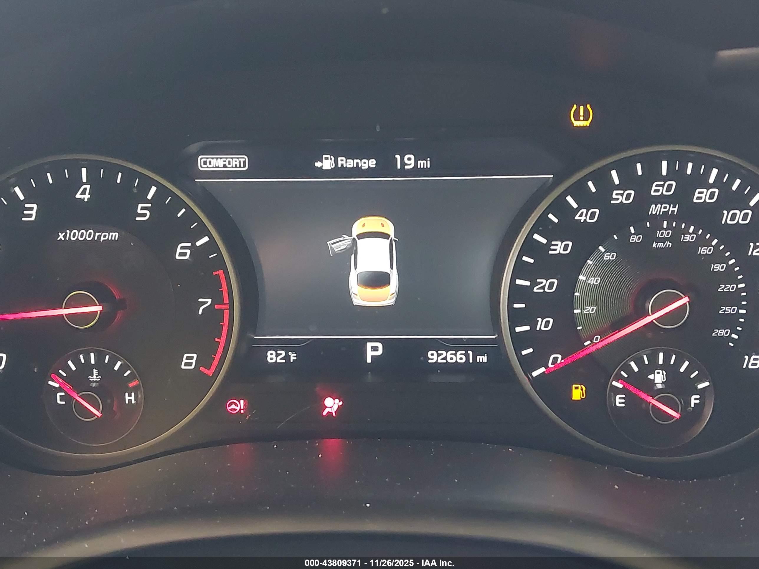 KIA STINGER image 7