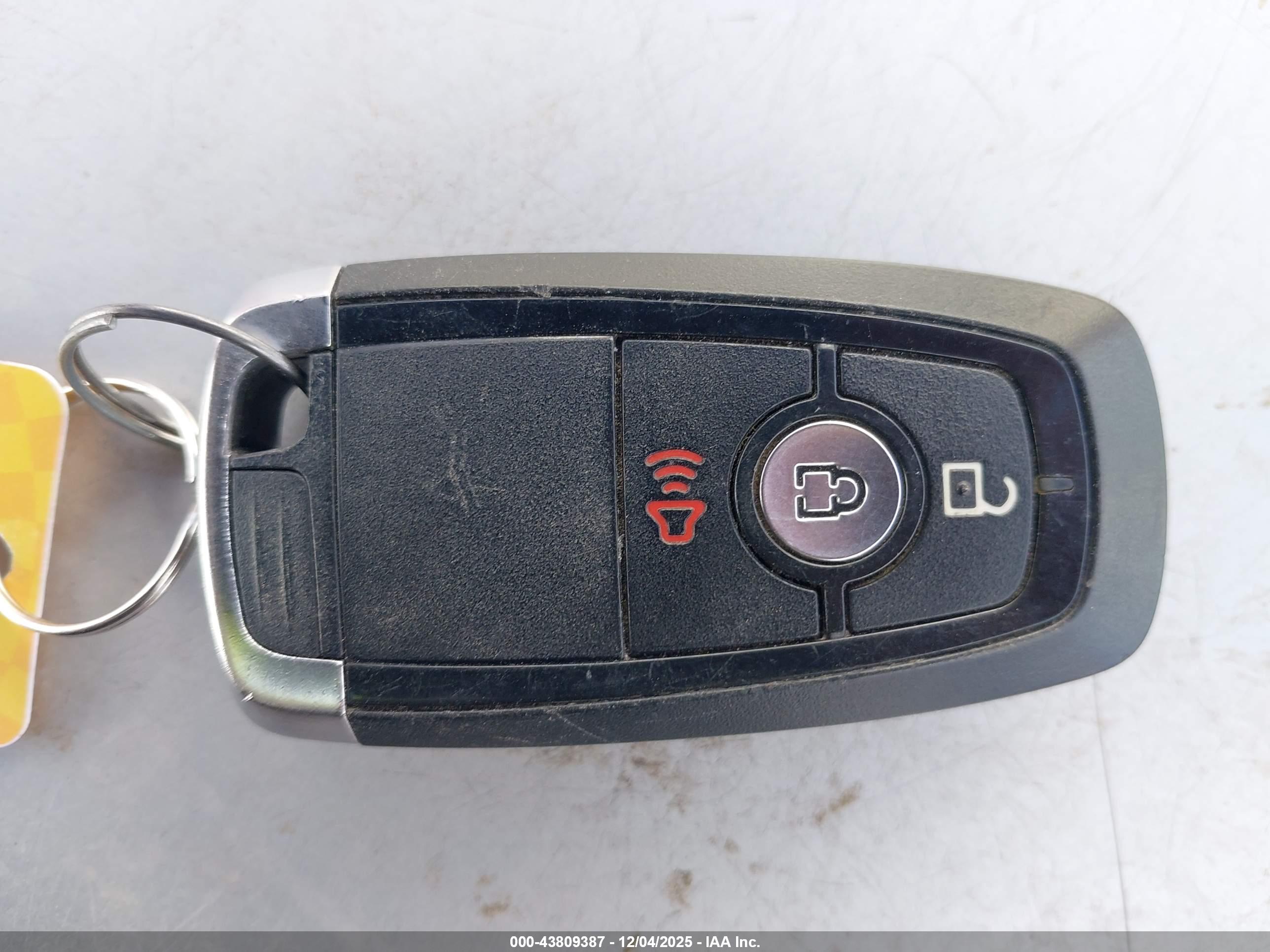 FORD EXPLORER image 11