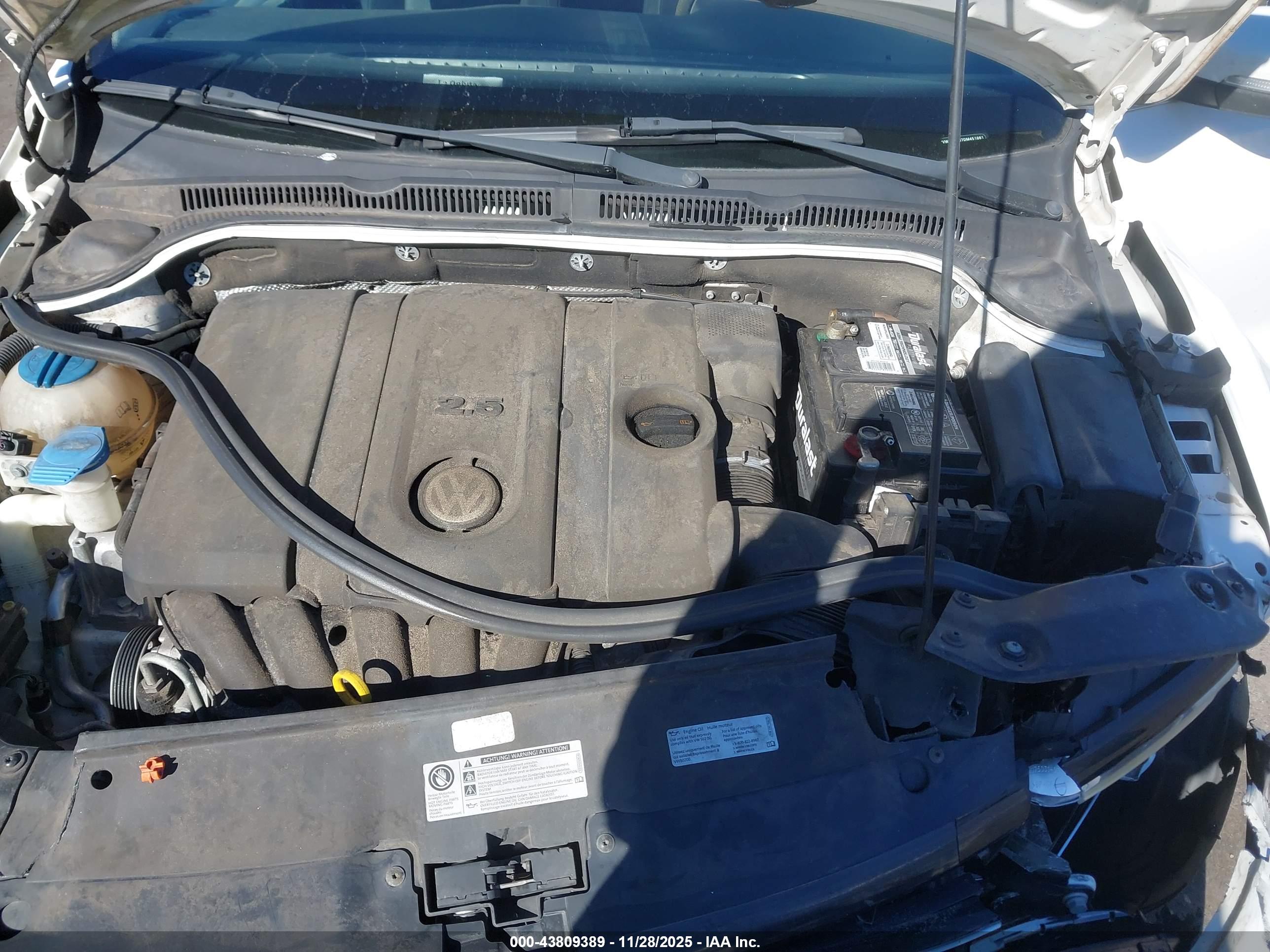 VOLKSWAGEN JETTA image 10