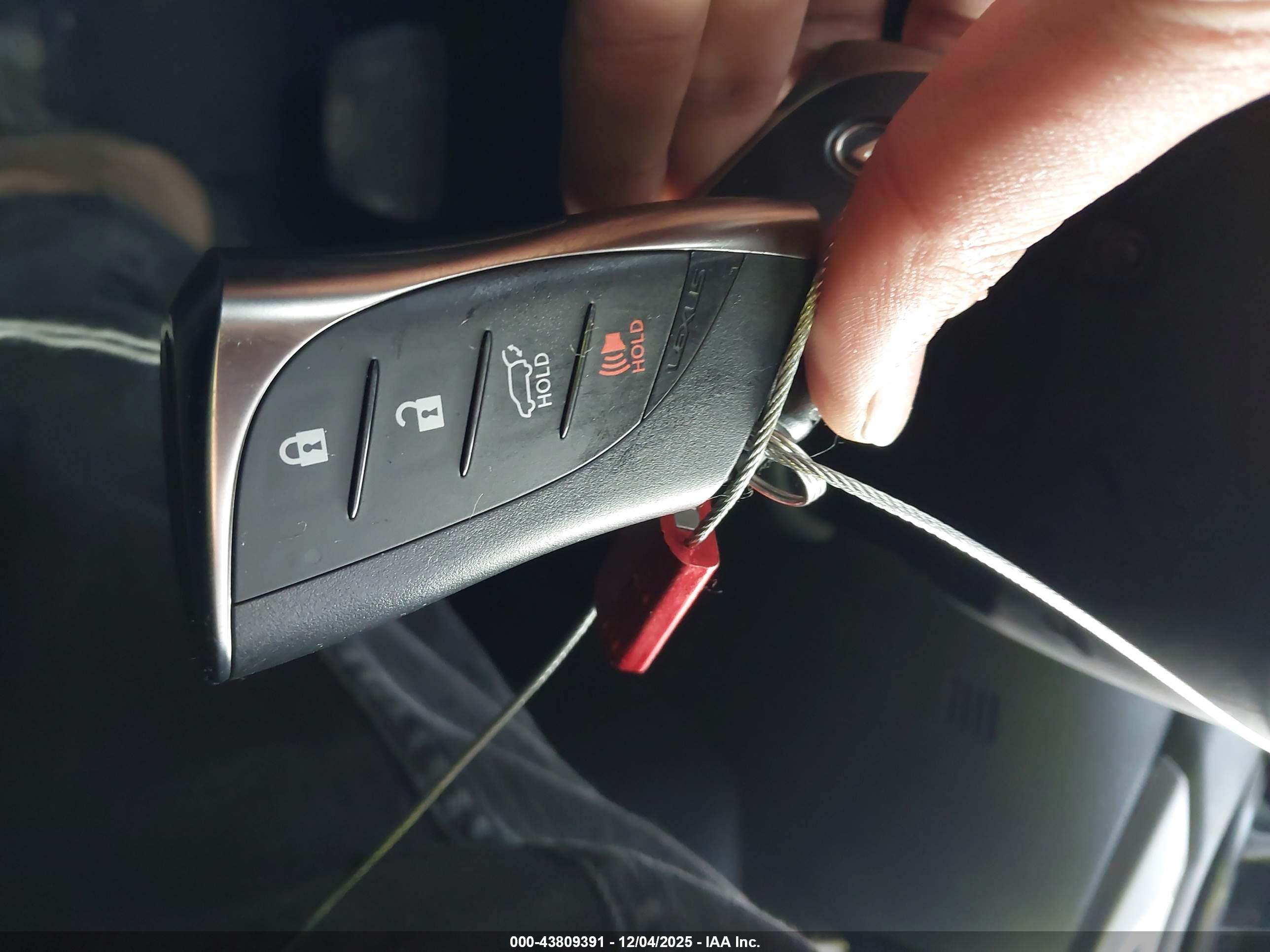 LEXUS RX image 11