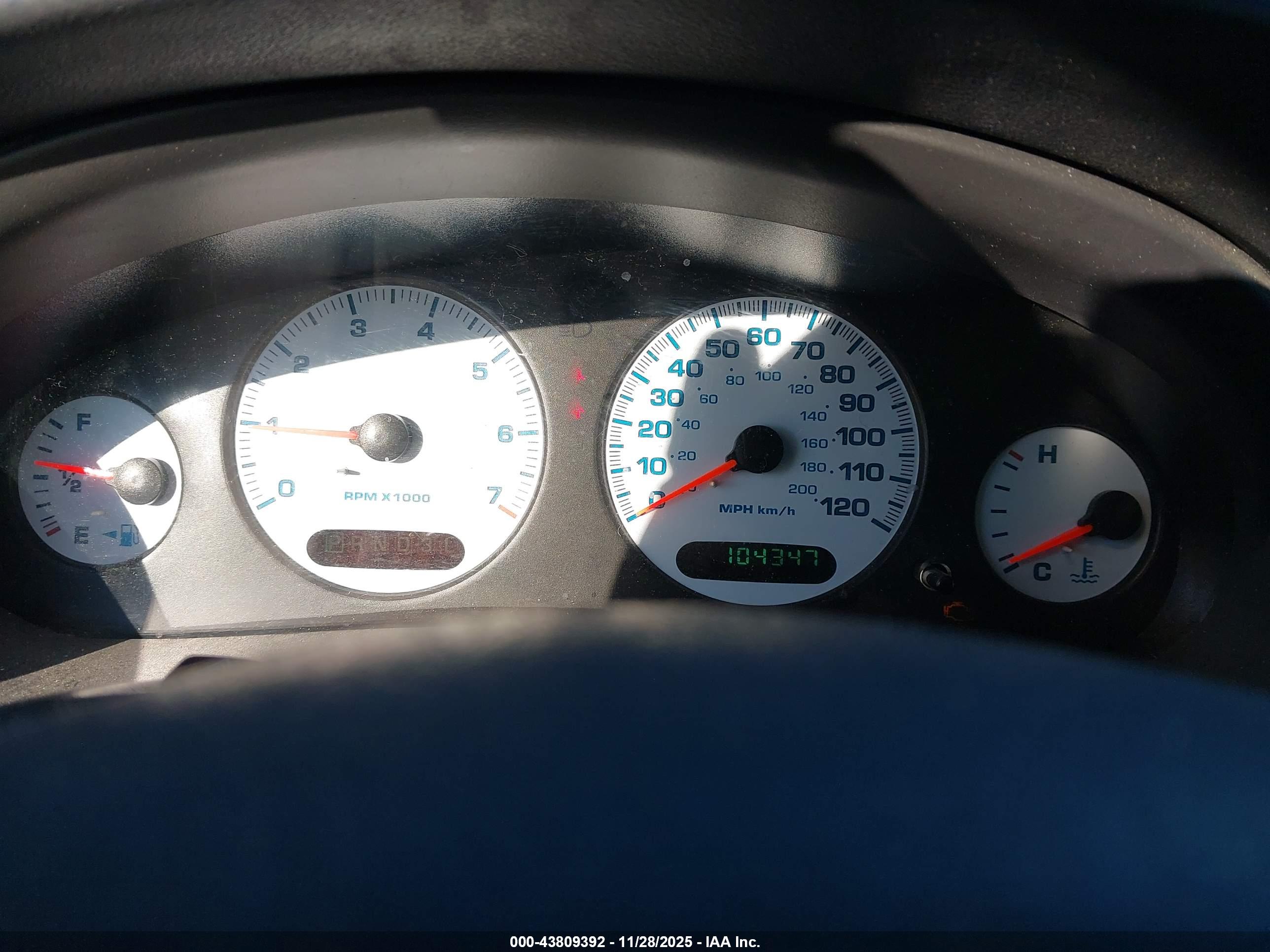 DODGE INTREPID image 7