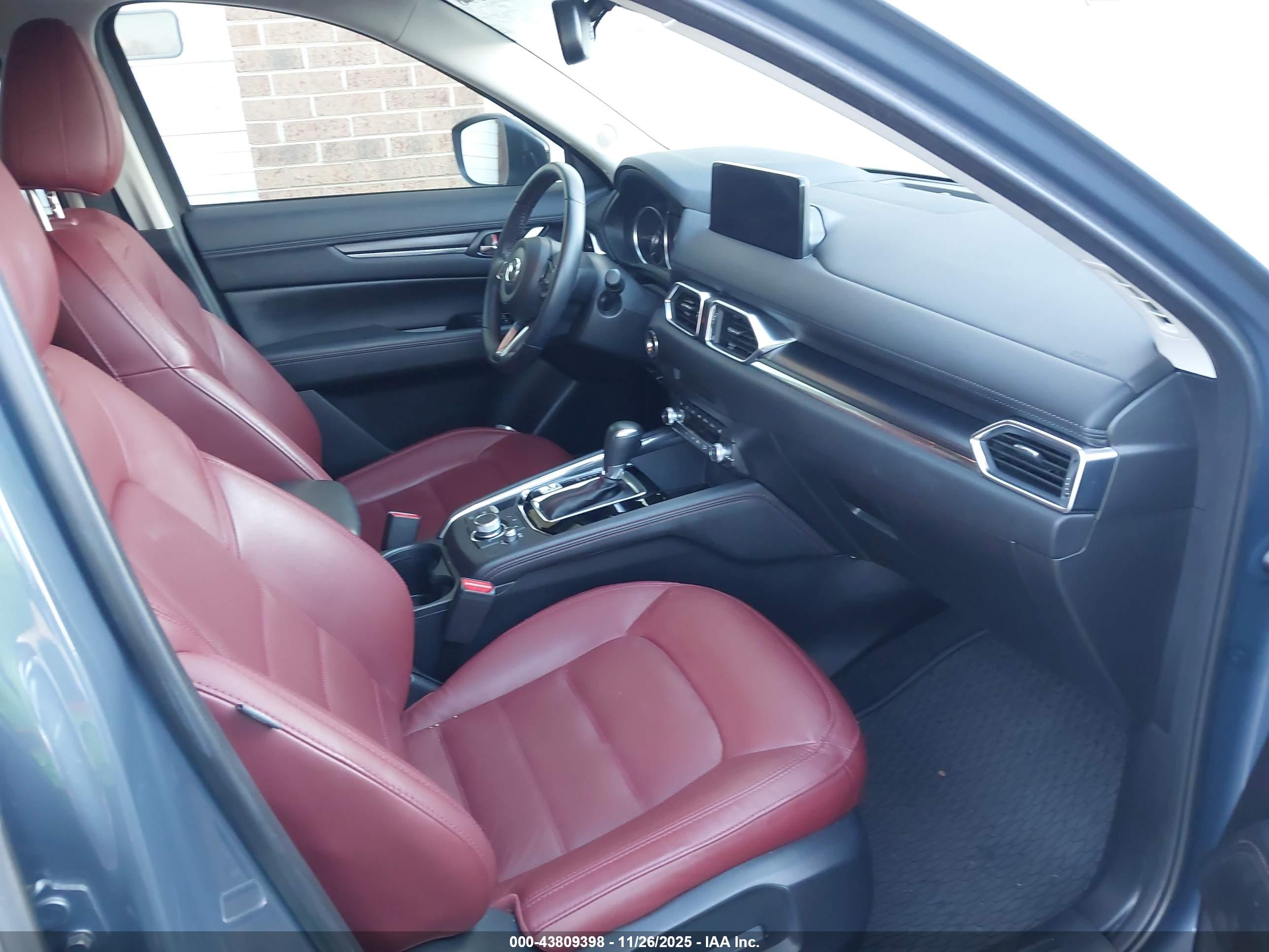 MAZDA CX-5 image 5