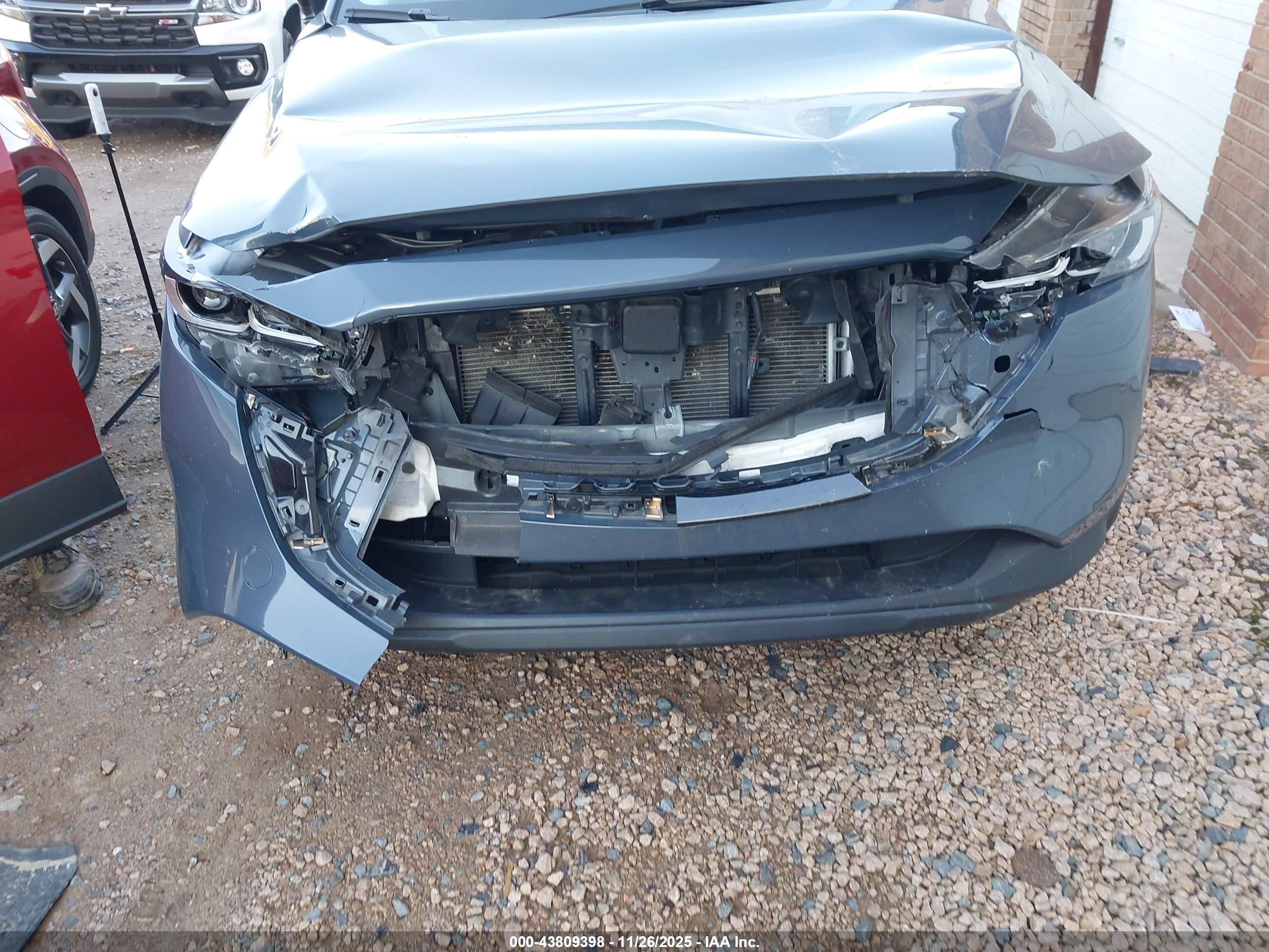 MAZDA CX-5 image 6