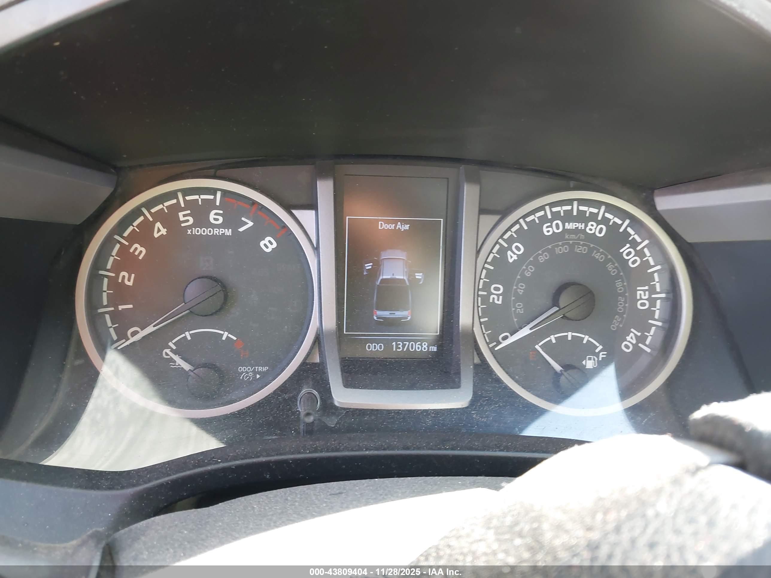 TOYOTA TACOMA image 7