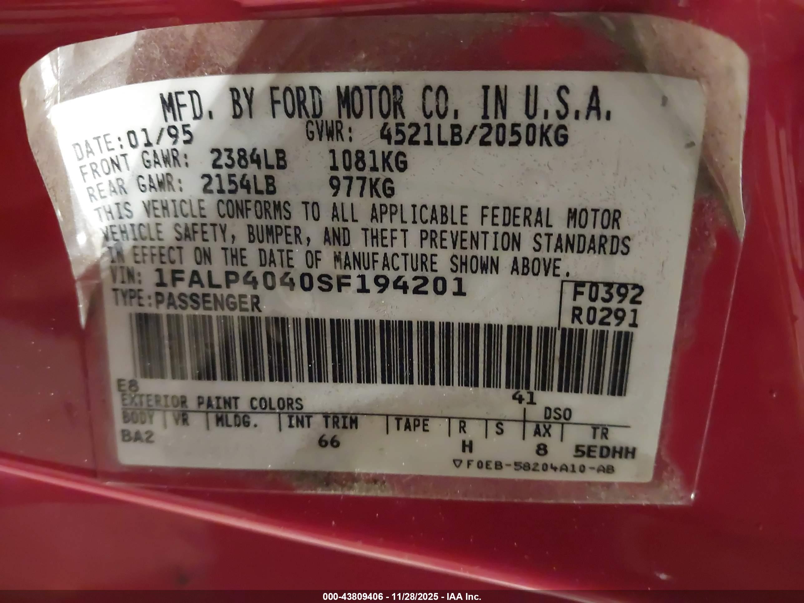 FORD MUSTANG image 9