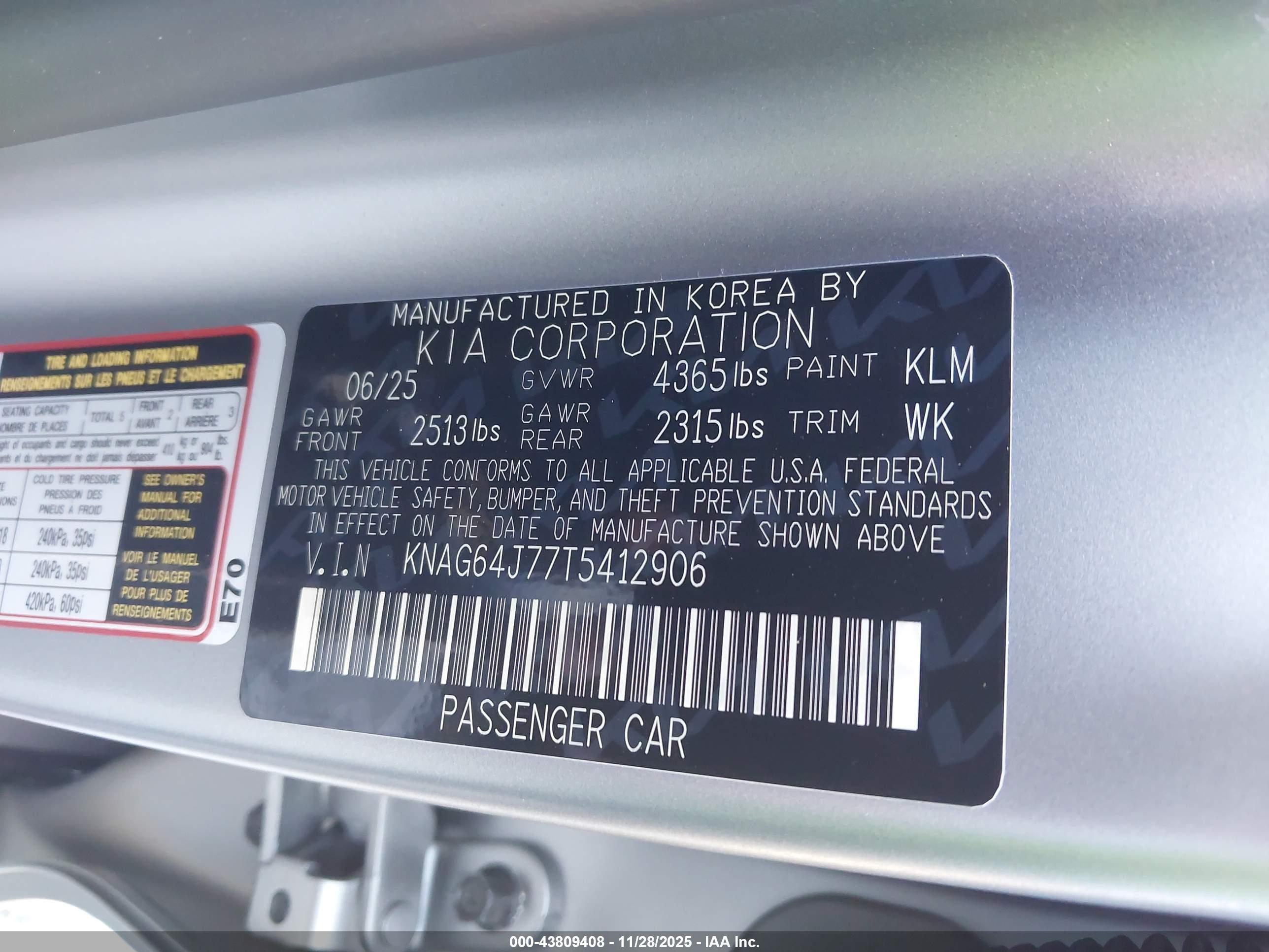 KIA K5 image 9