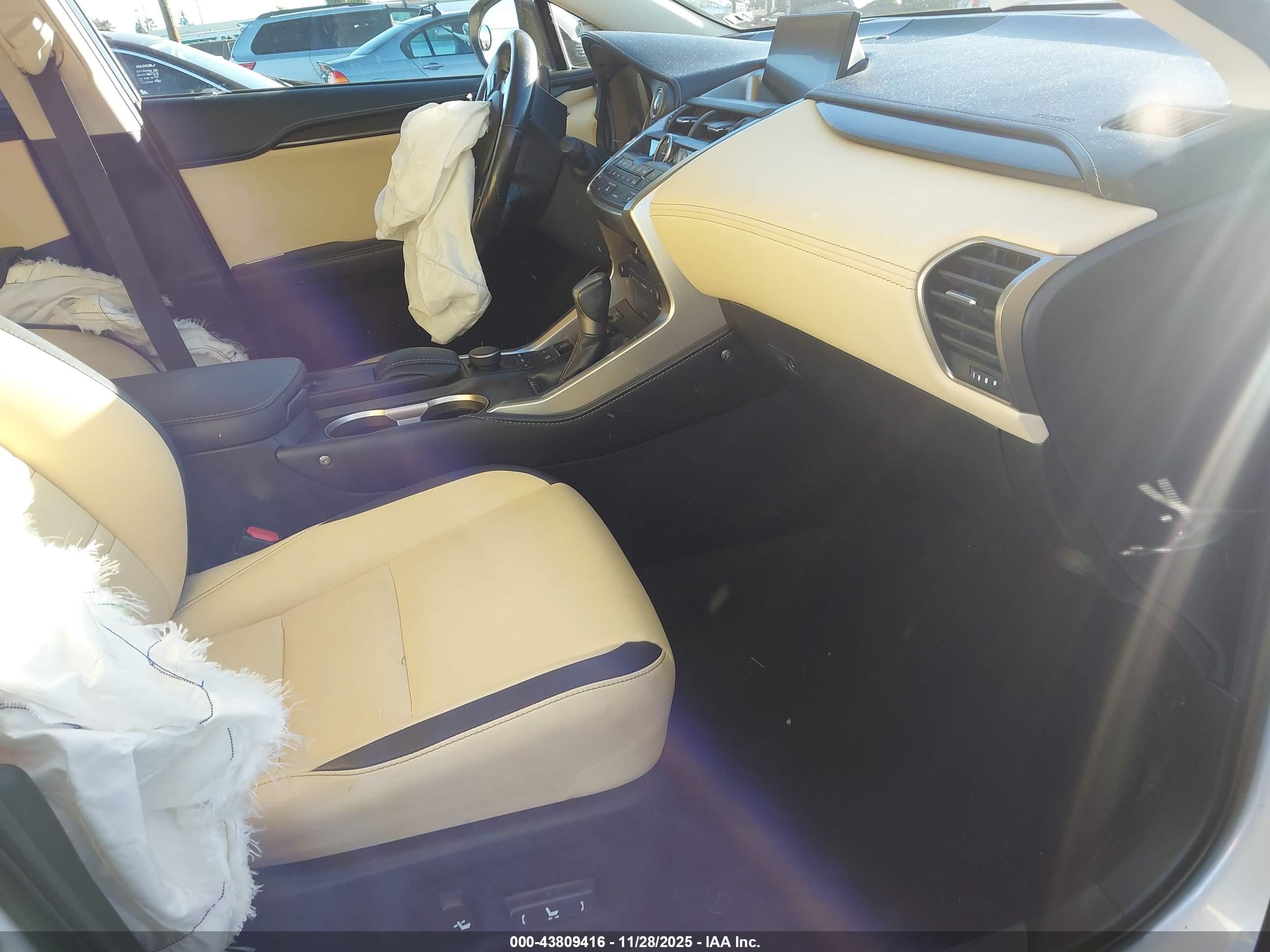 LEXUS NX image 5