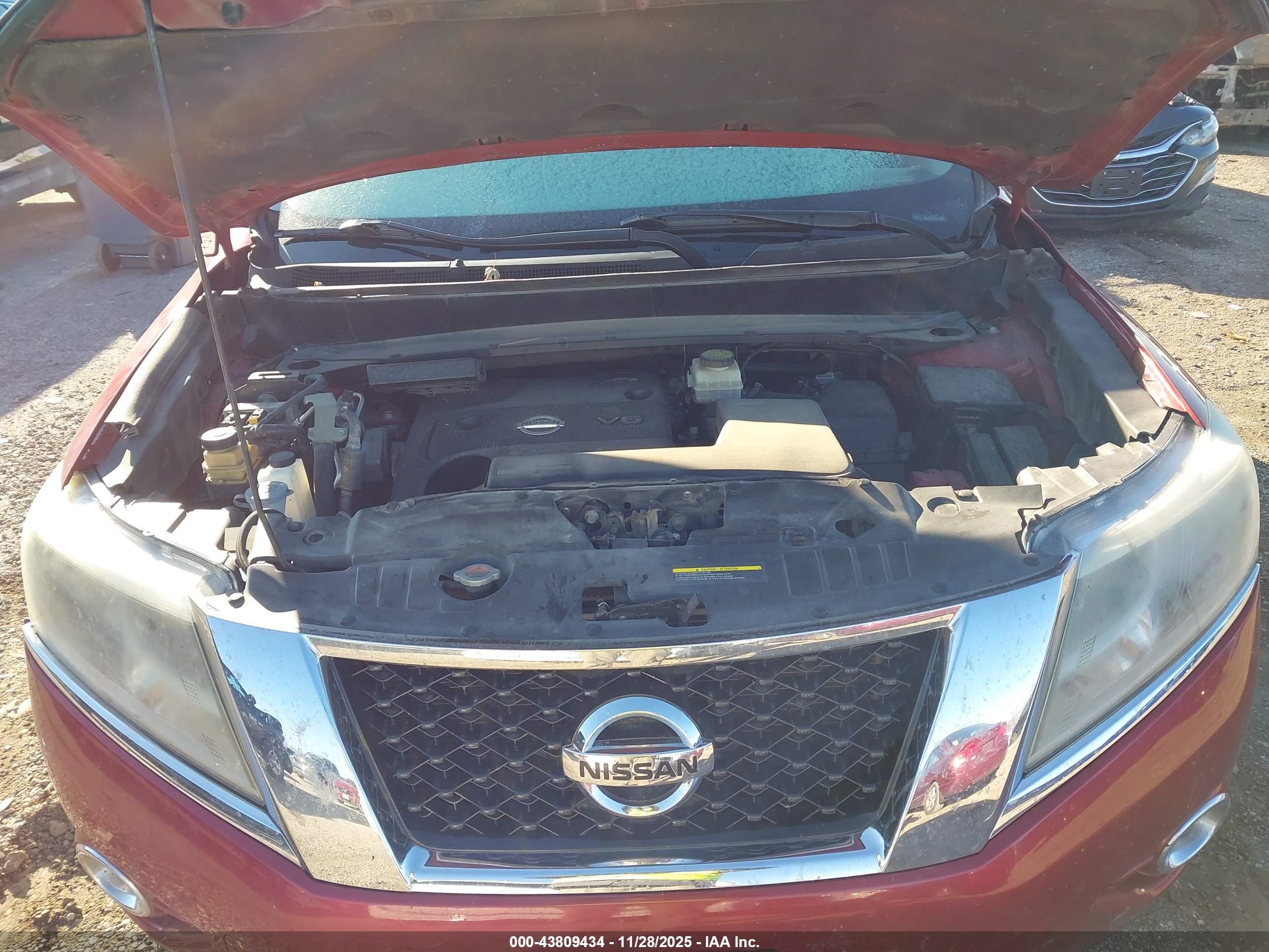 NISSAN PATHFINDER image 10
