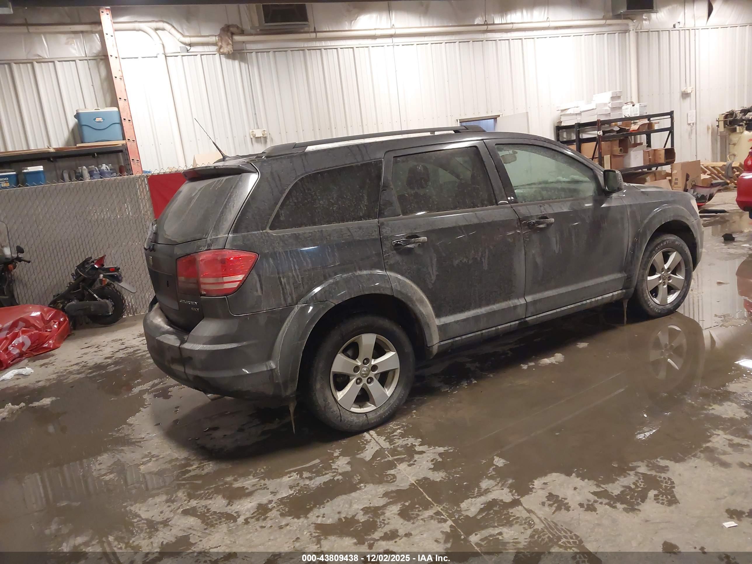 DODGE JOURNEY image 4