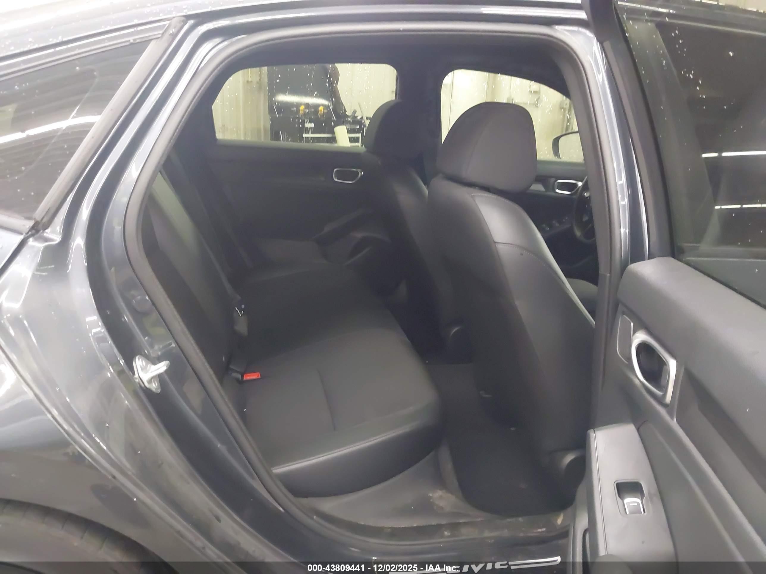 HONDA CIVIC image 8