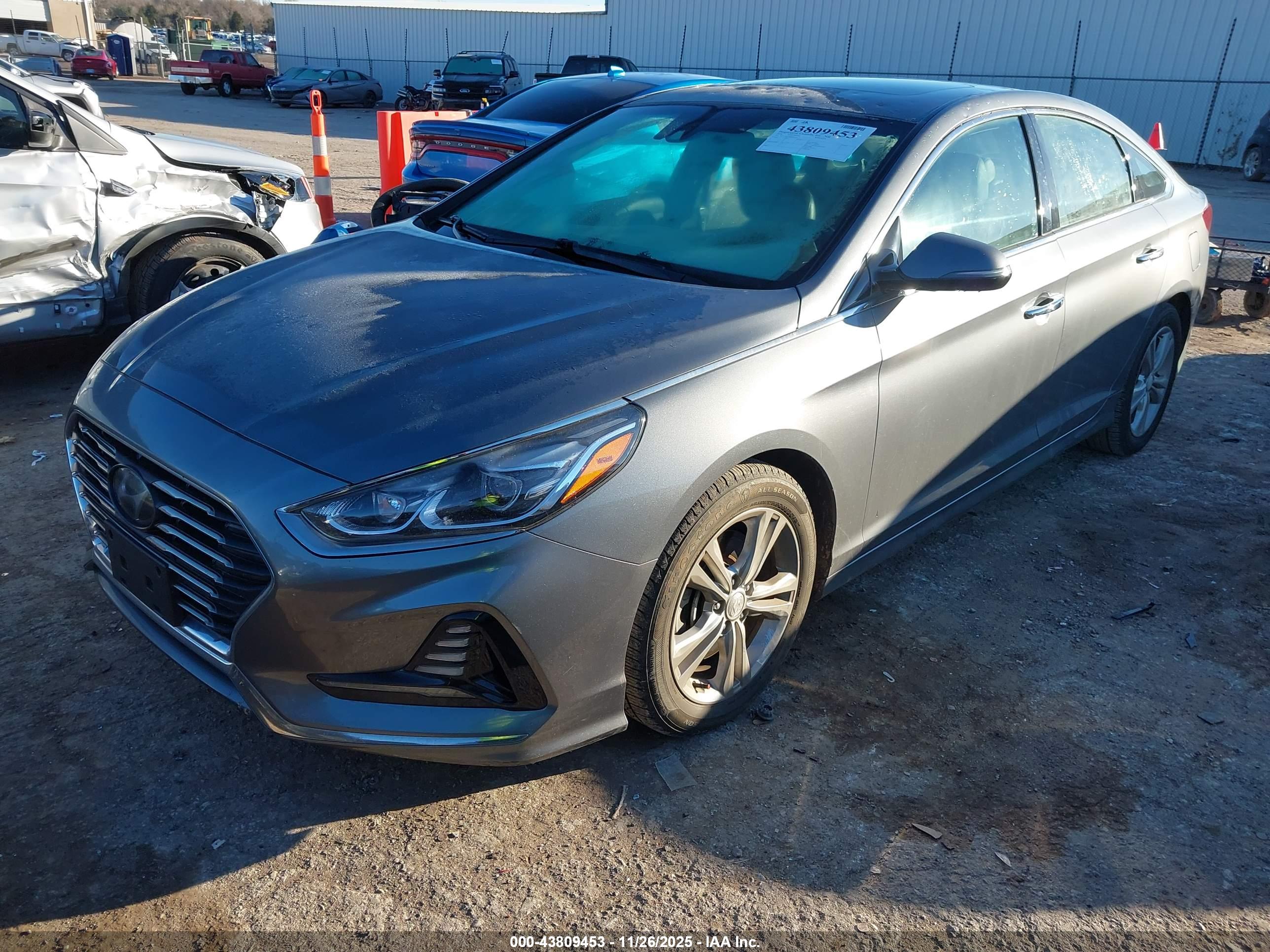 HYUNDAI SONATA image 2