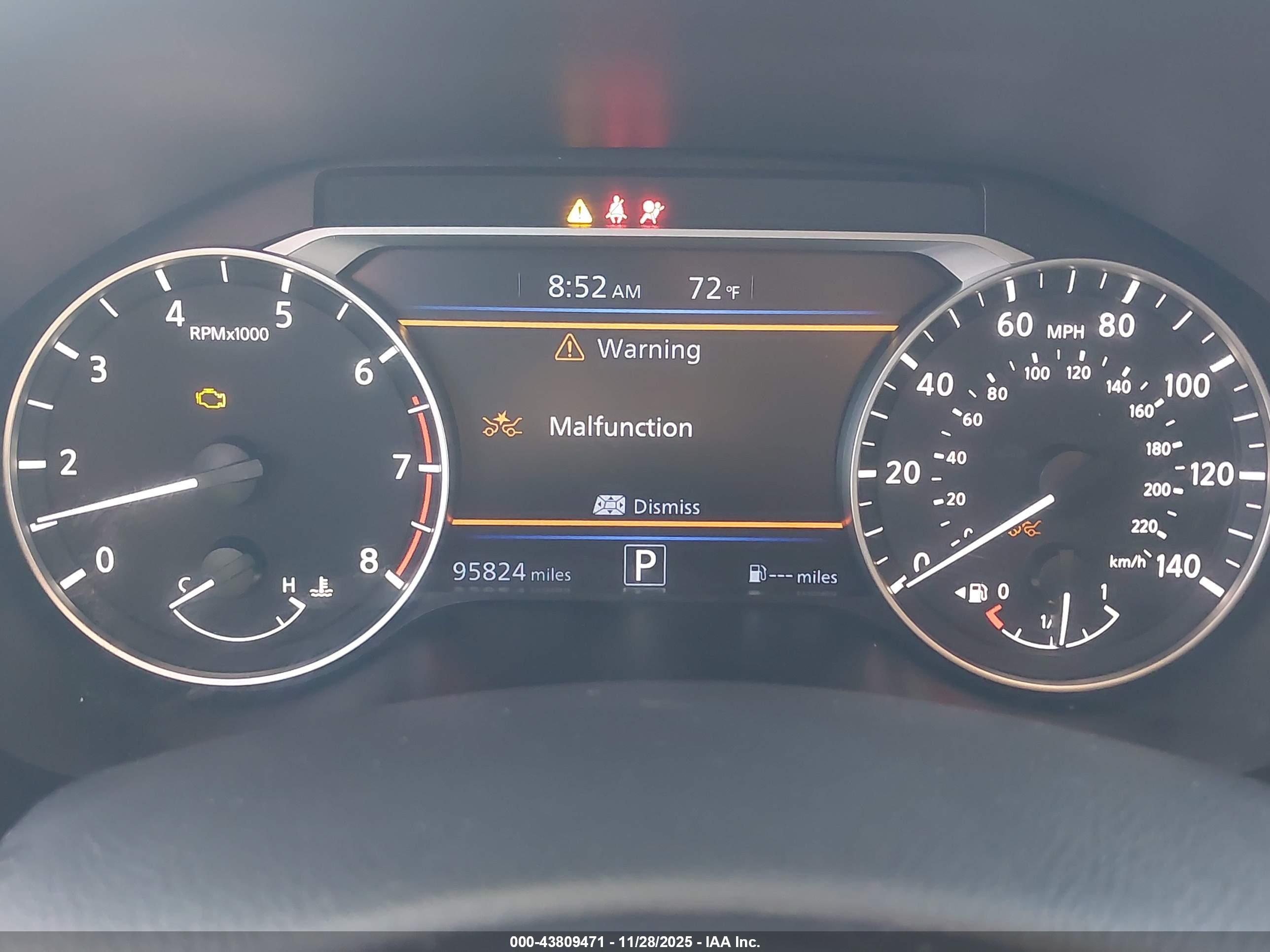 NISSAN ALTIMA image 7