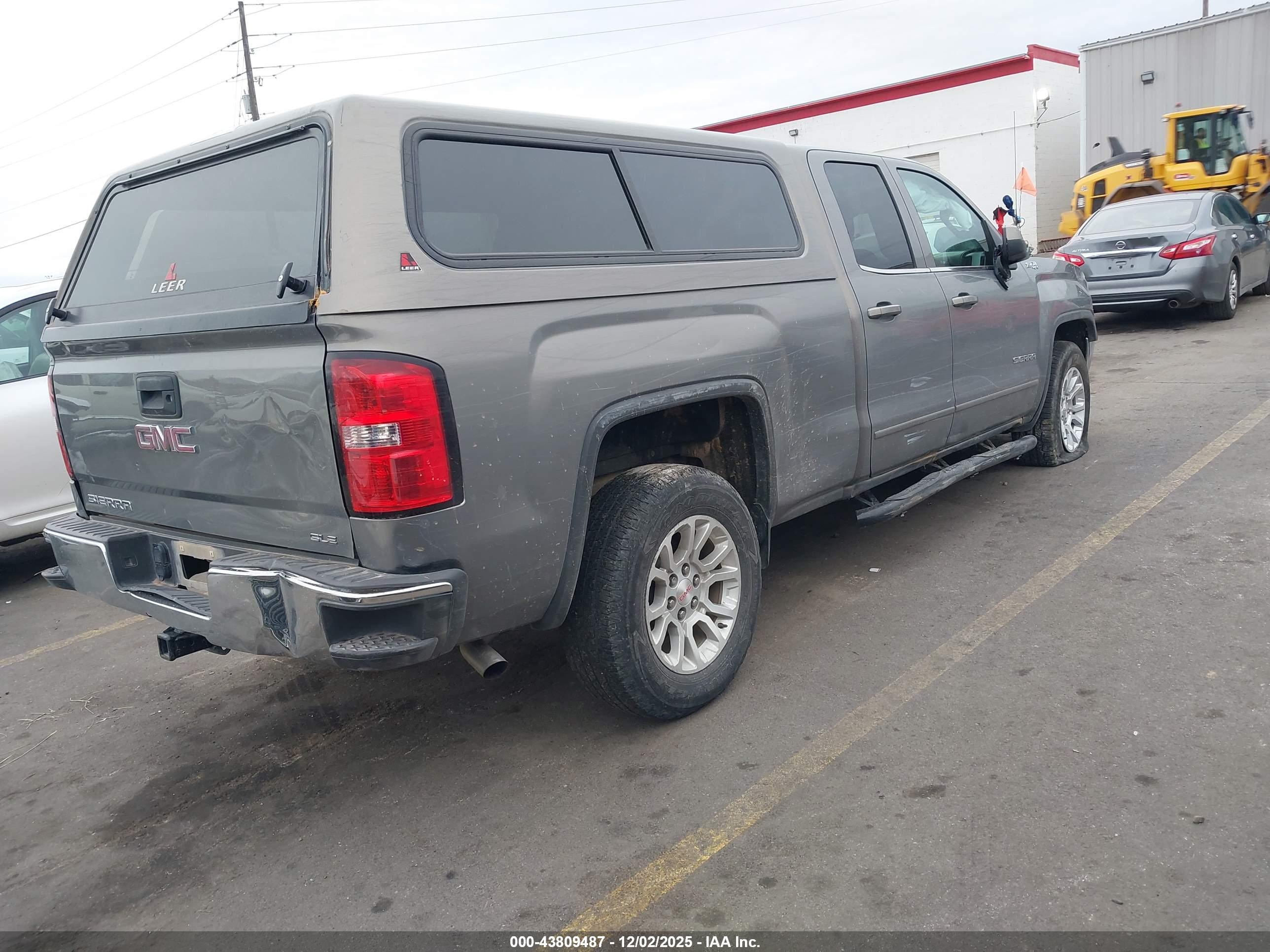 GMC SIERRA image 4