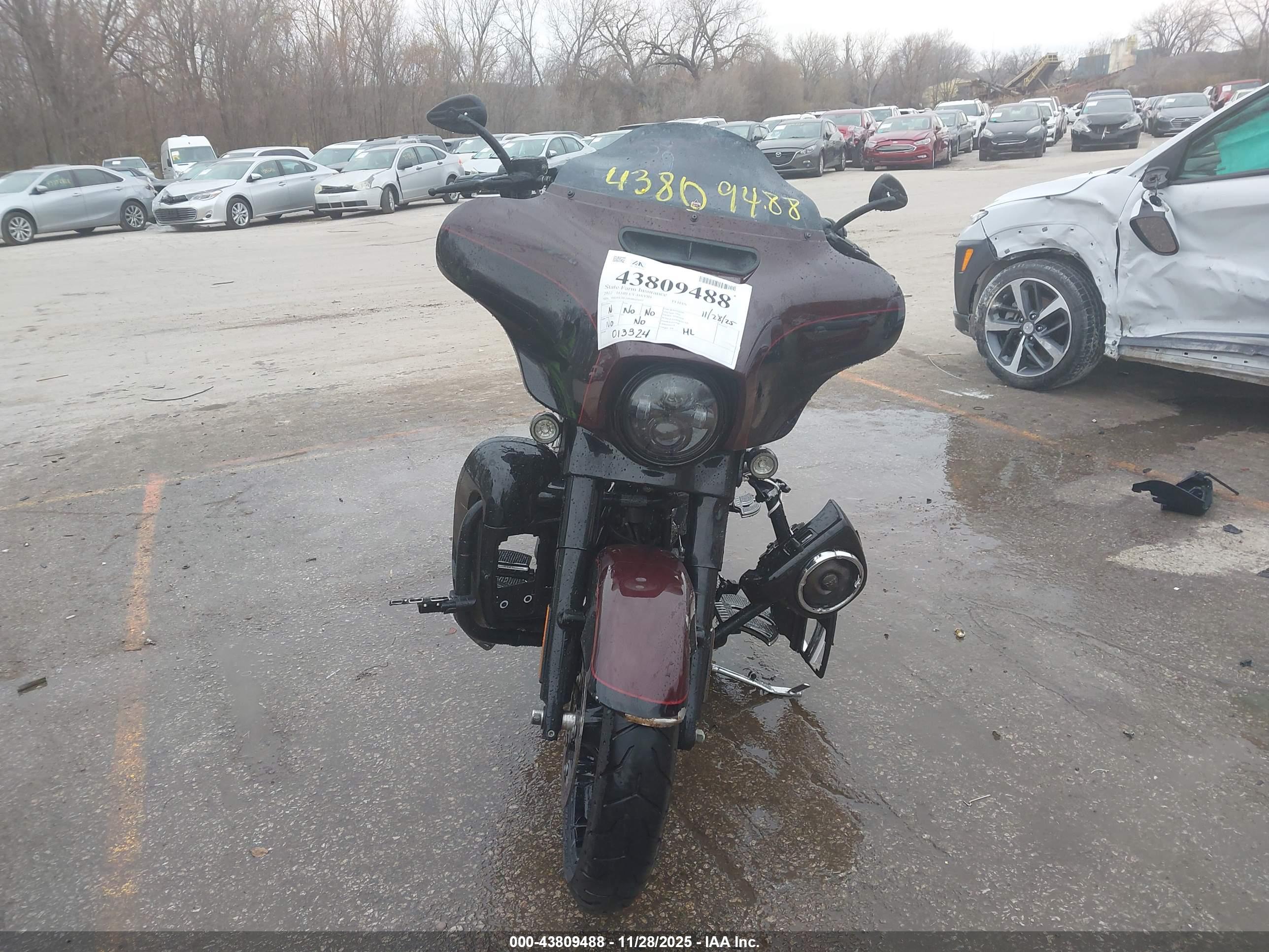 HARLEY-DAVIDSON FLHXS image 5