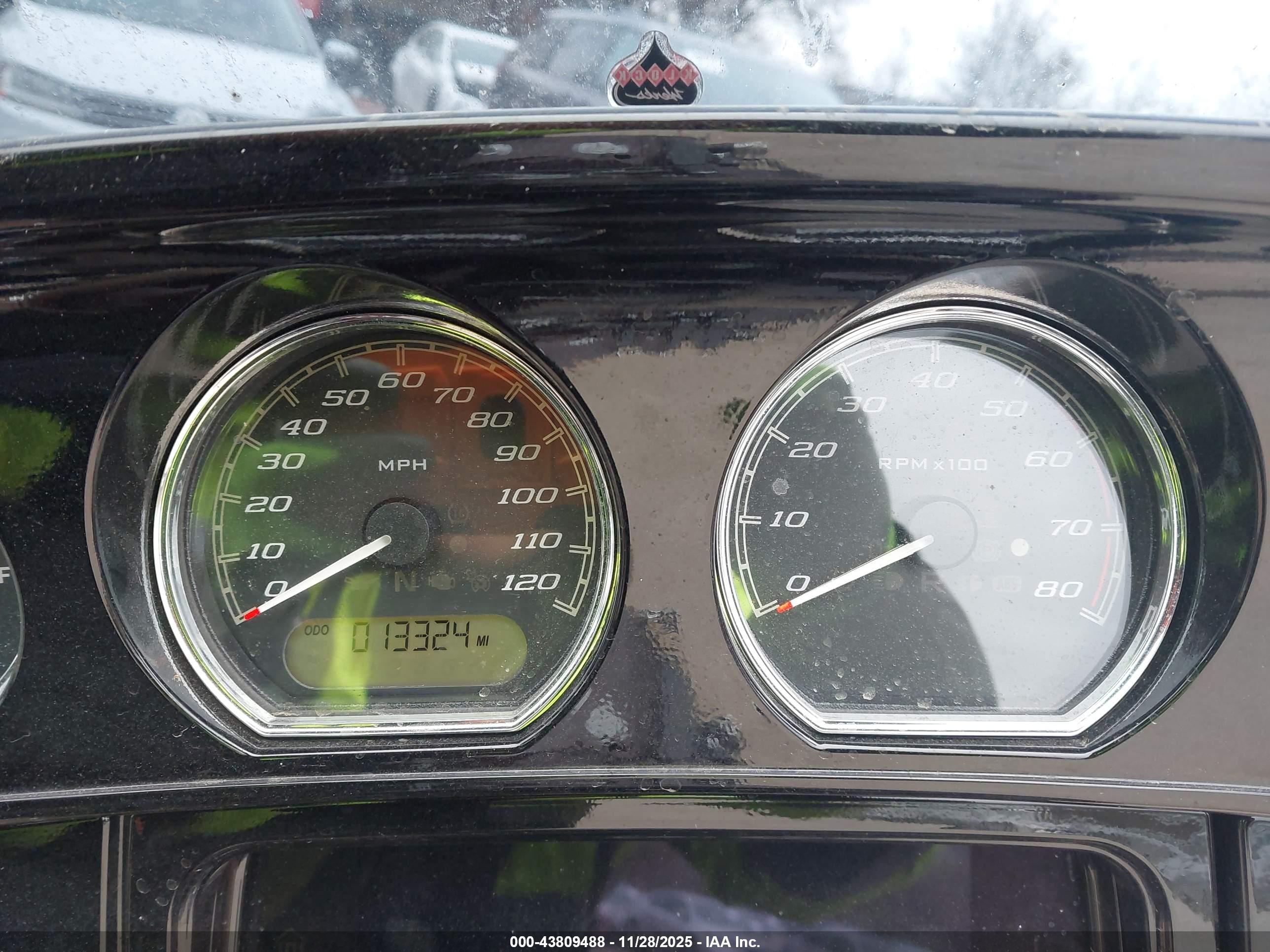 HARLEY-DAVIDSON FLHXS image 7