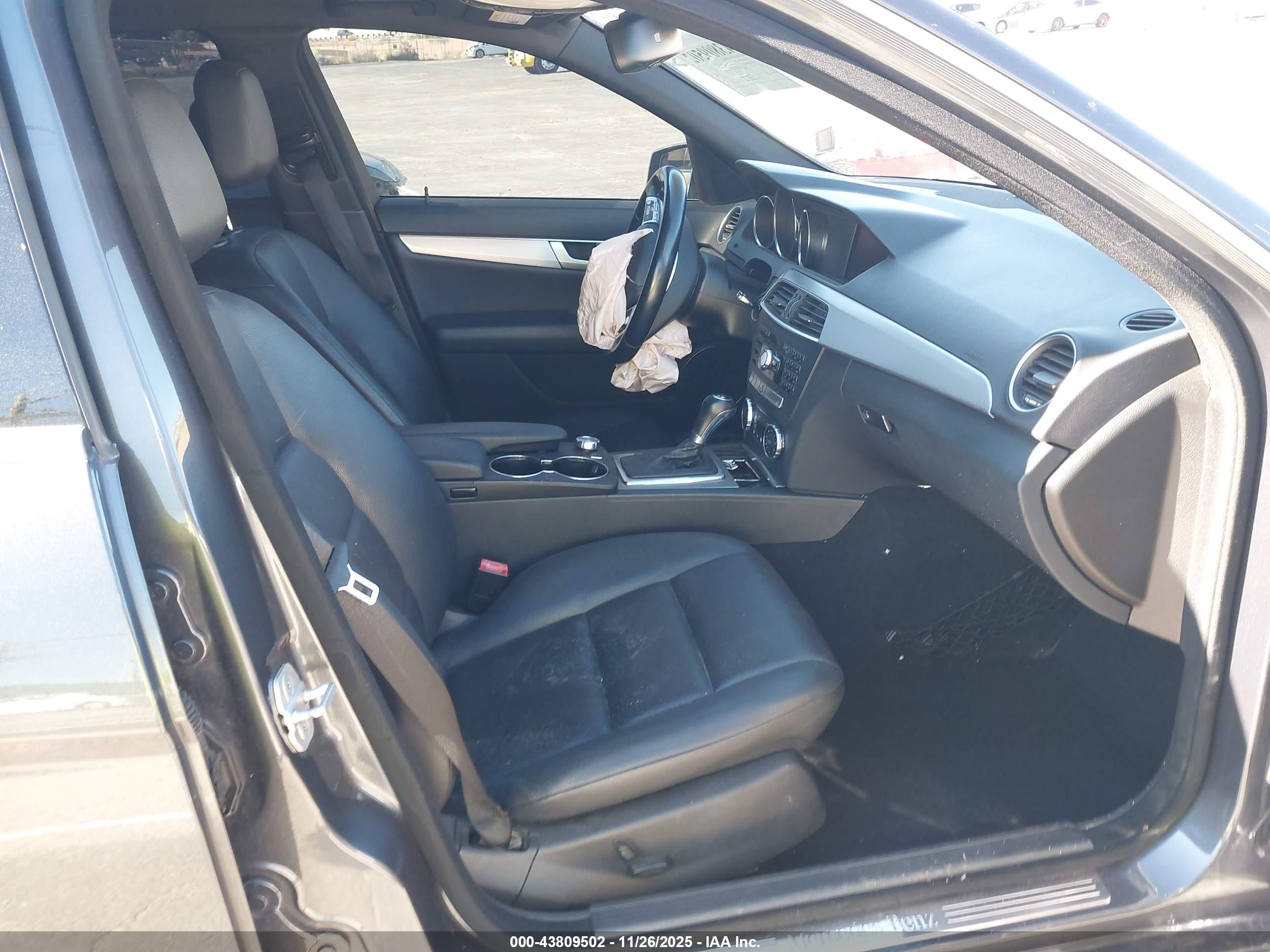 MERCEDES-BENZ C image 5