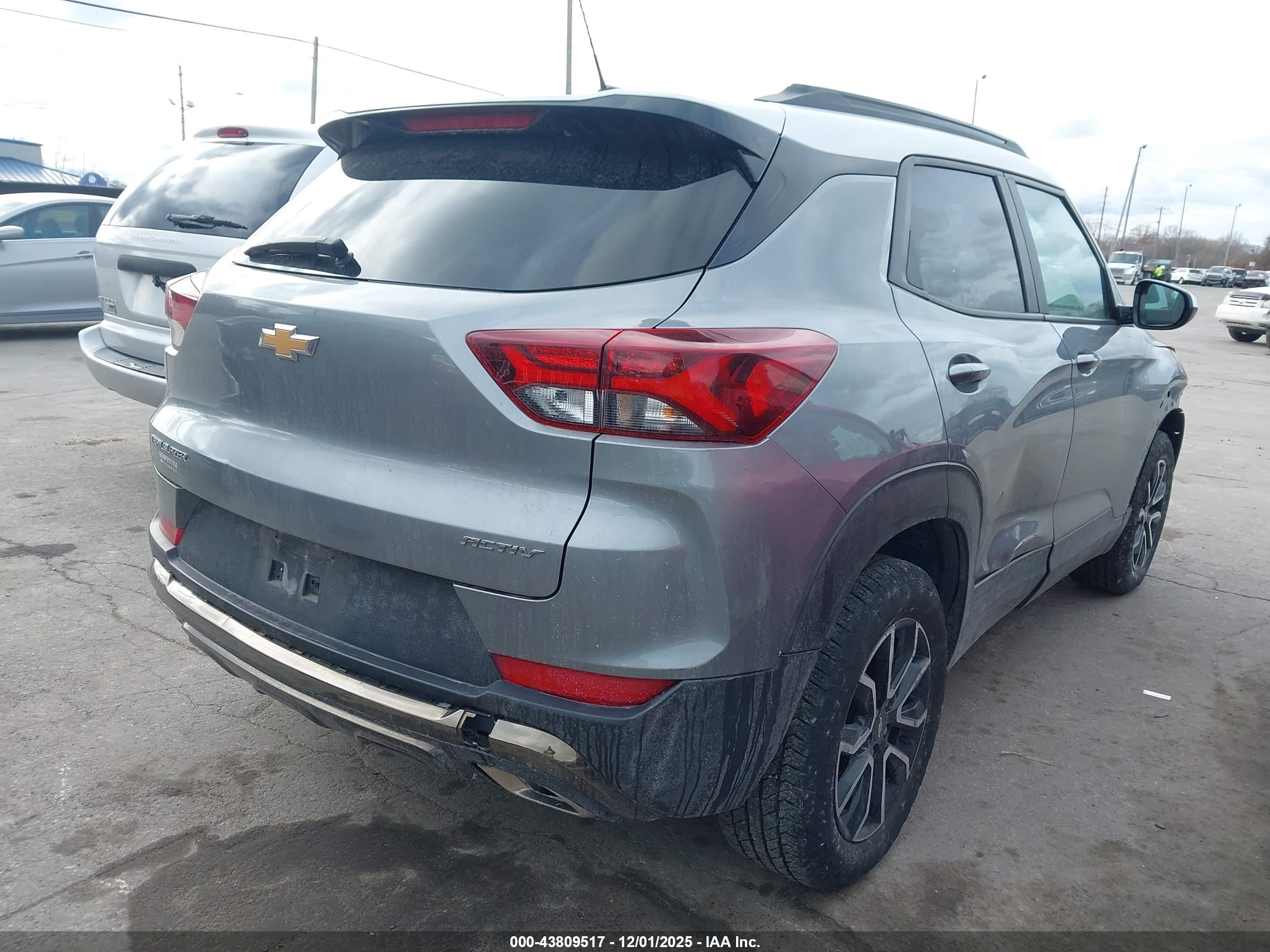 CHEVROLET TRAILBLAZER image 4
