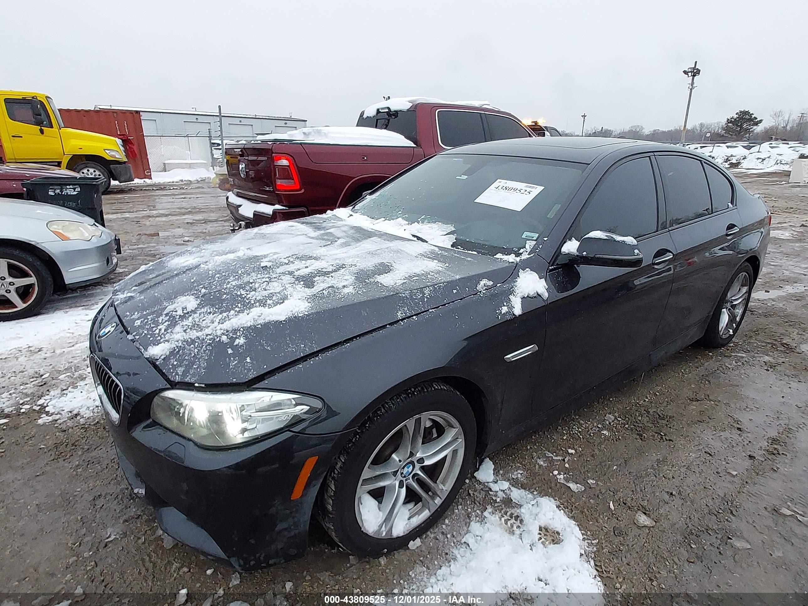 BMW 528I image 2