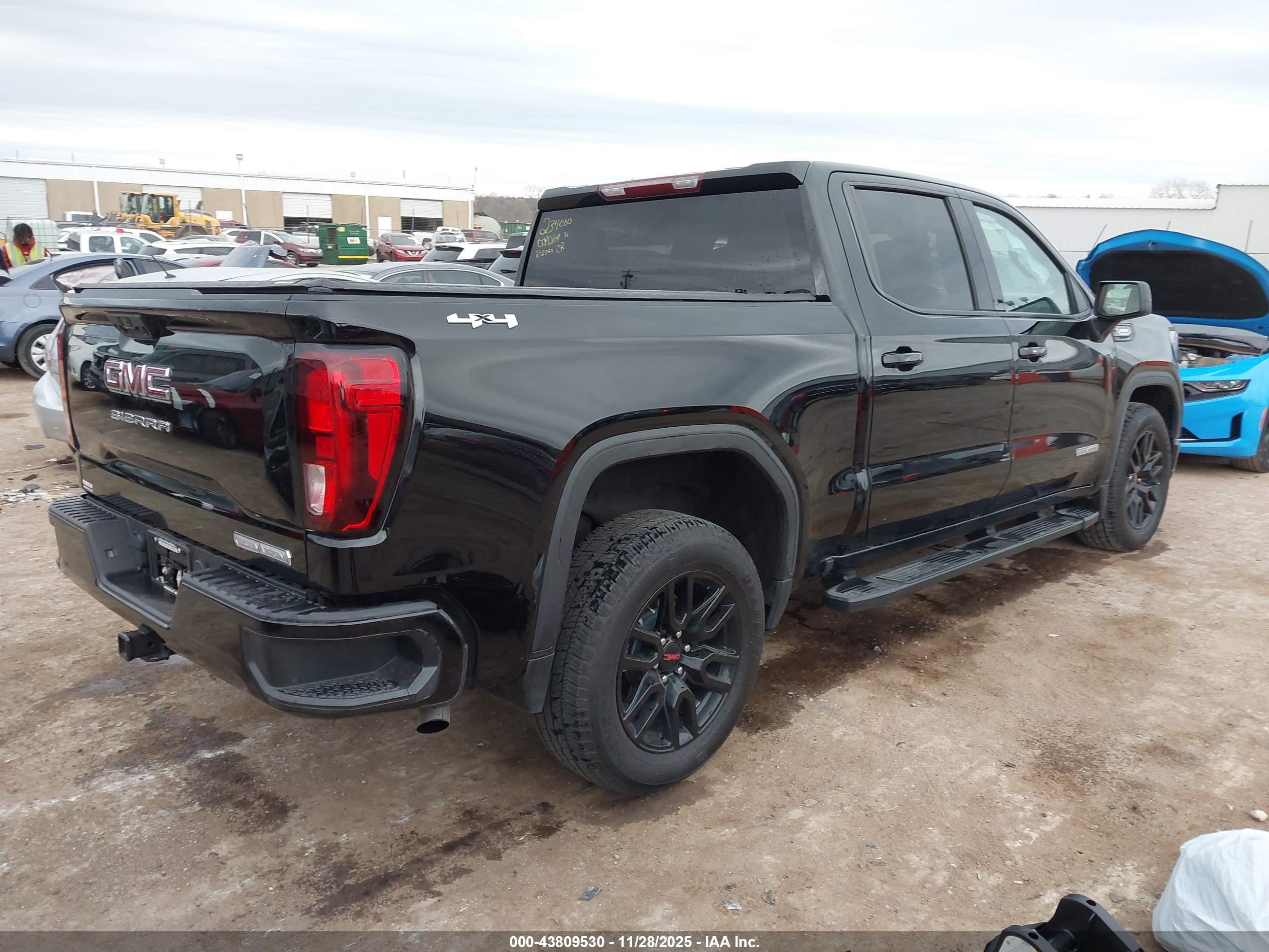 GMC SIERRA image 4