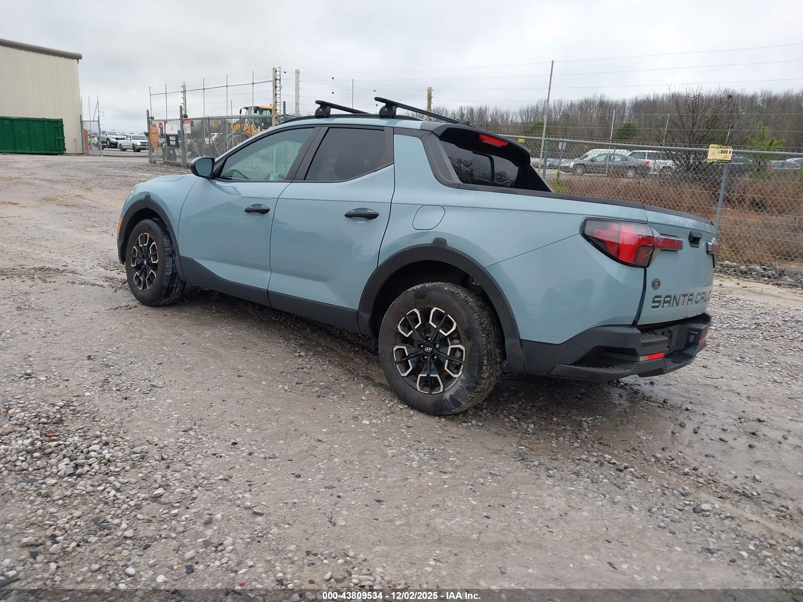 HYUNDAI SANTA image 3