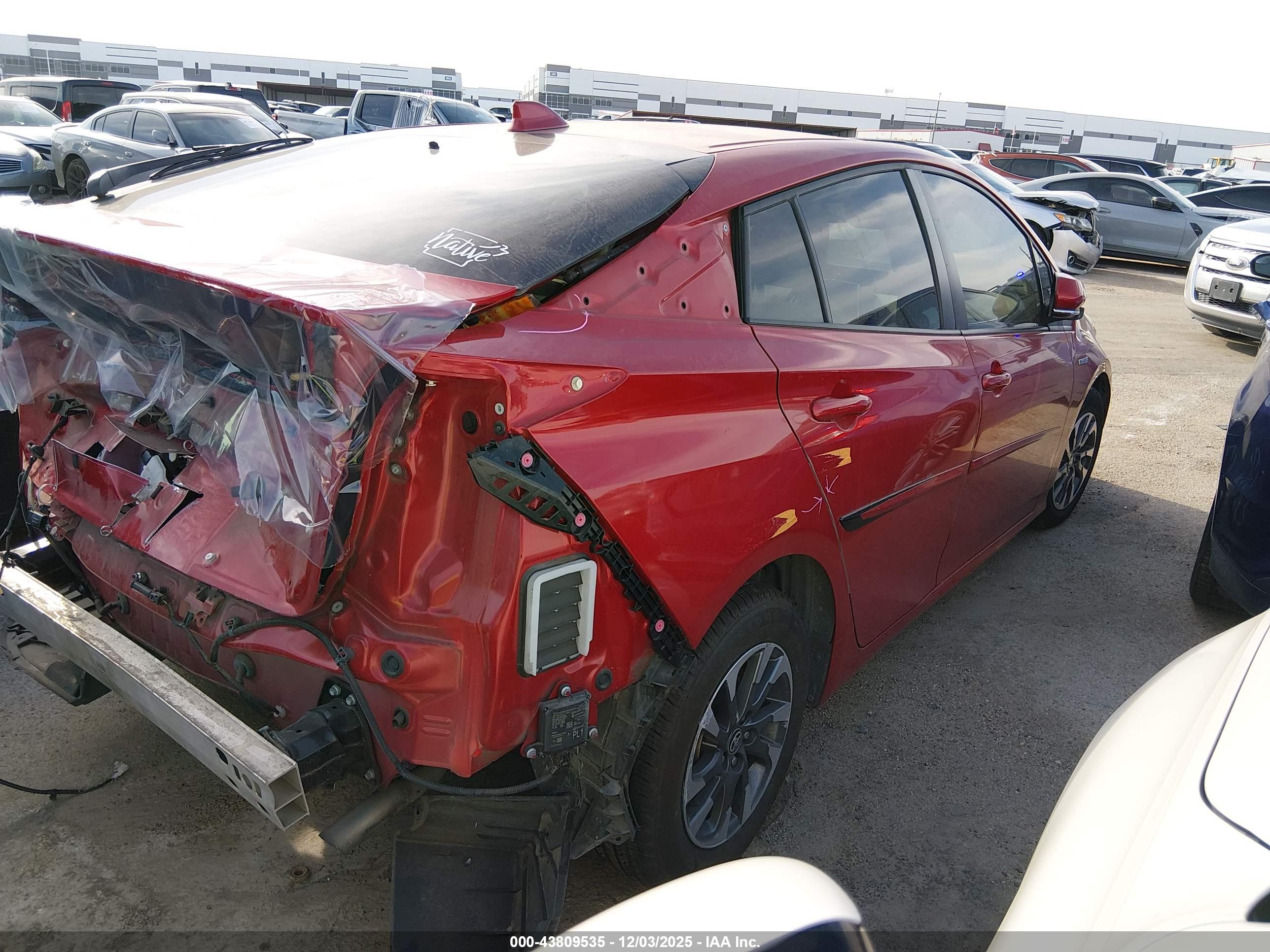 TOYOTA PRIUS image 4