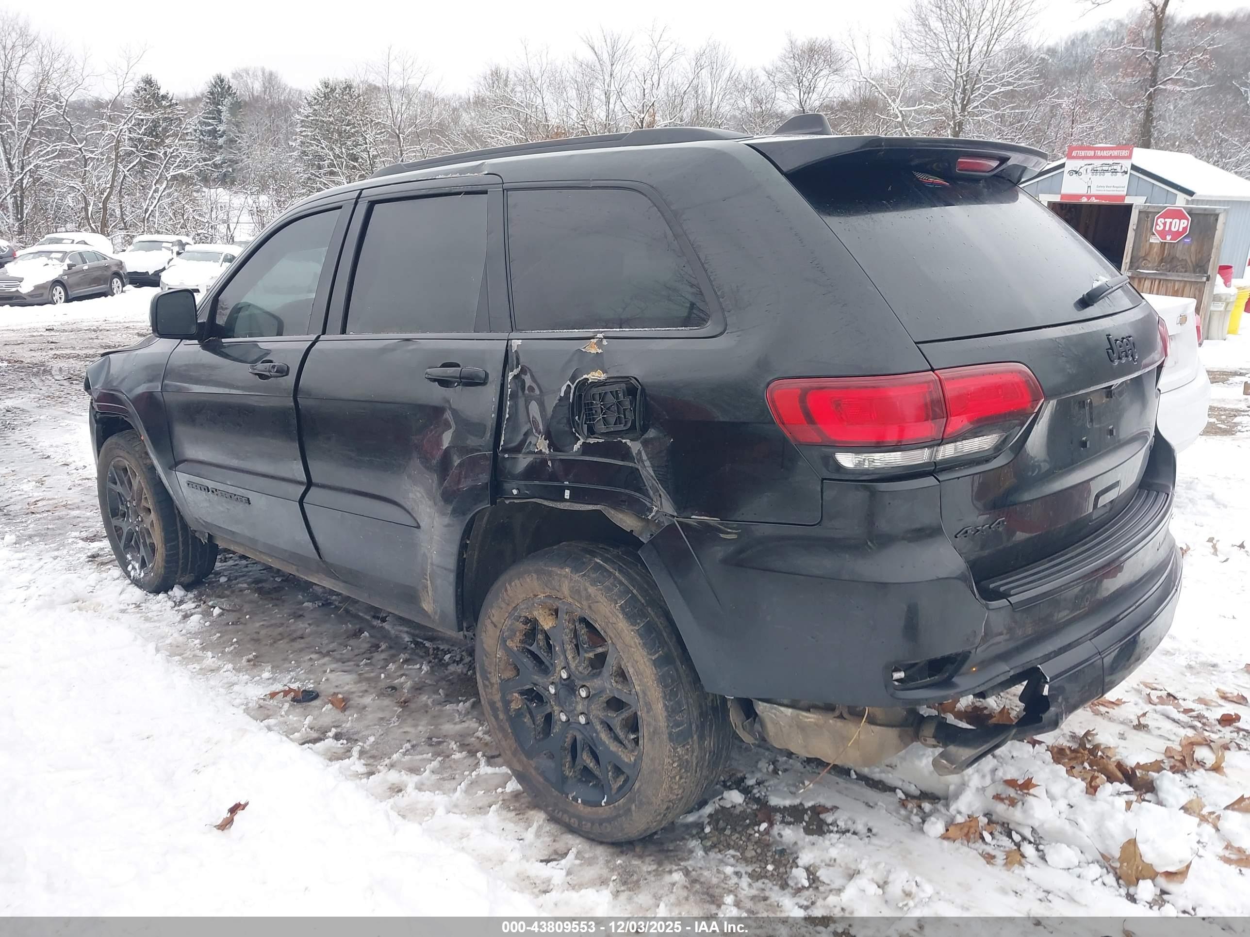 JEEP GRAND image 3