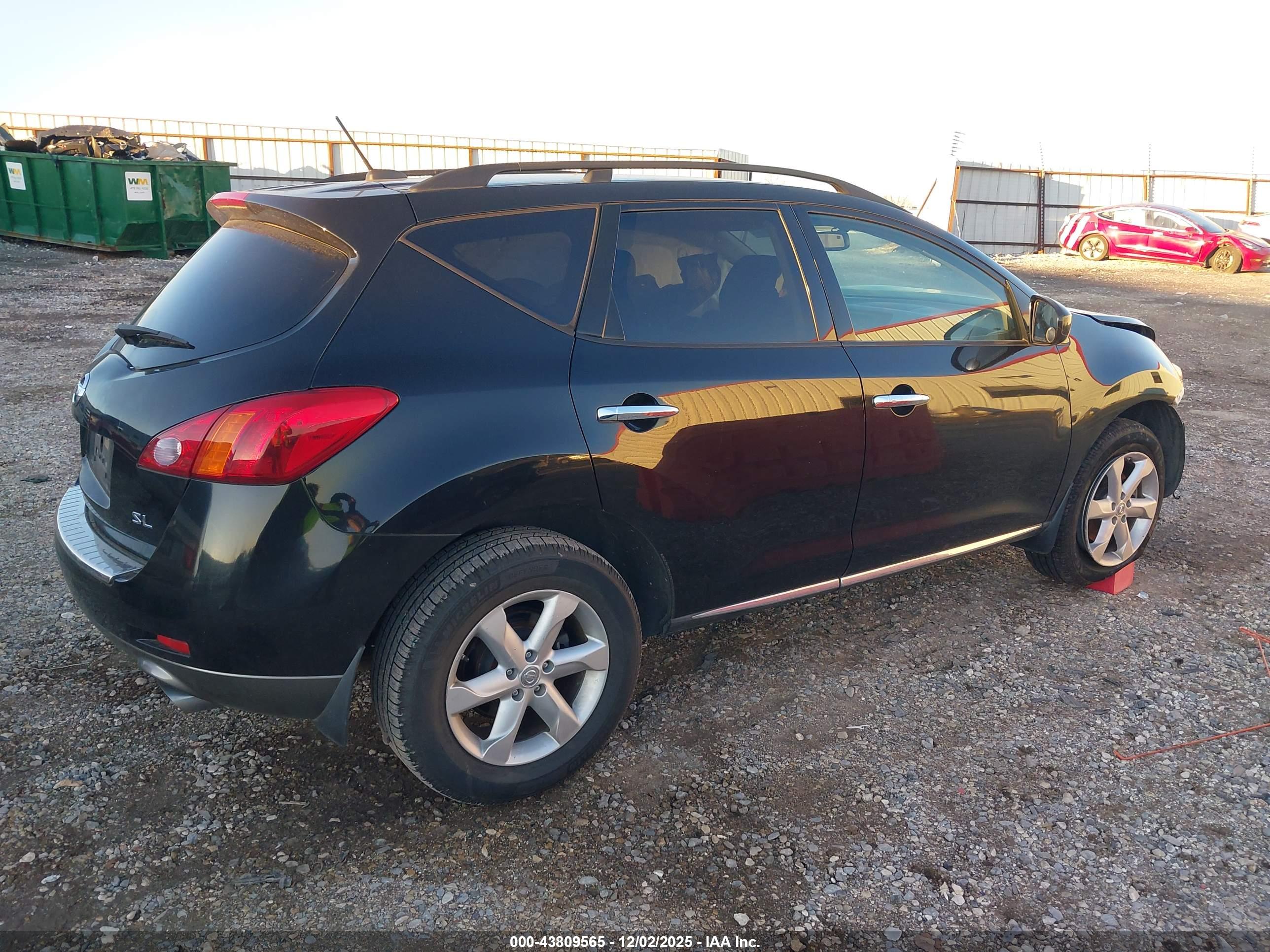 NISSAN MURANO image 4