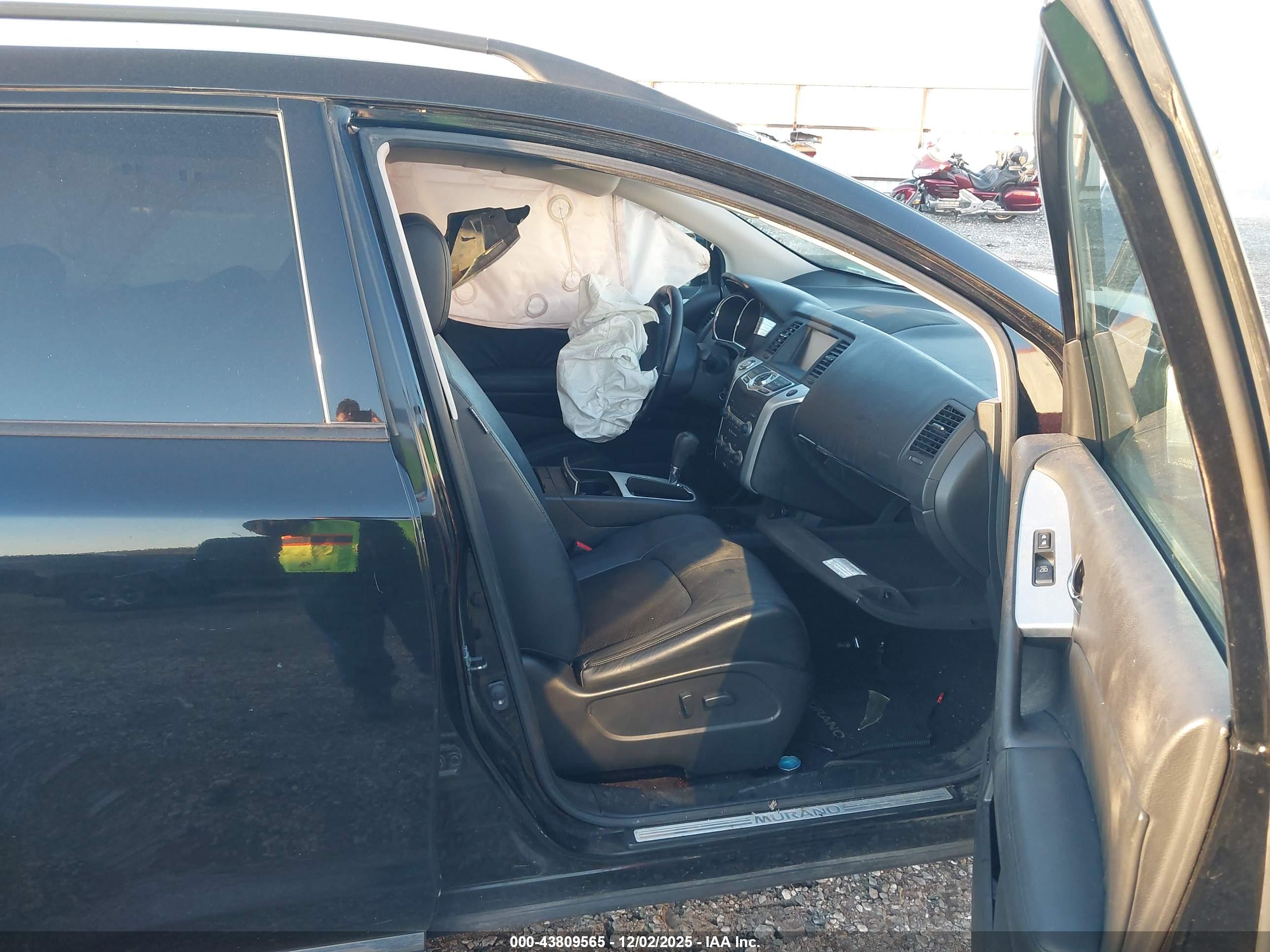 NISSAN MURANO image 5