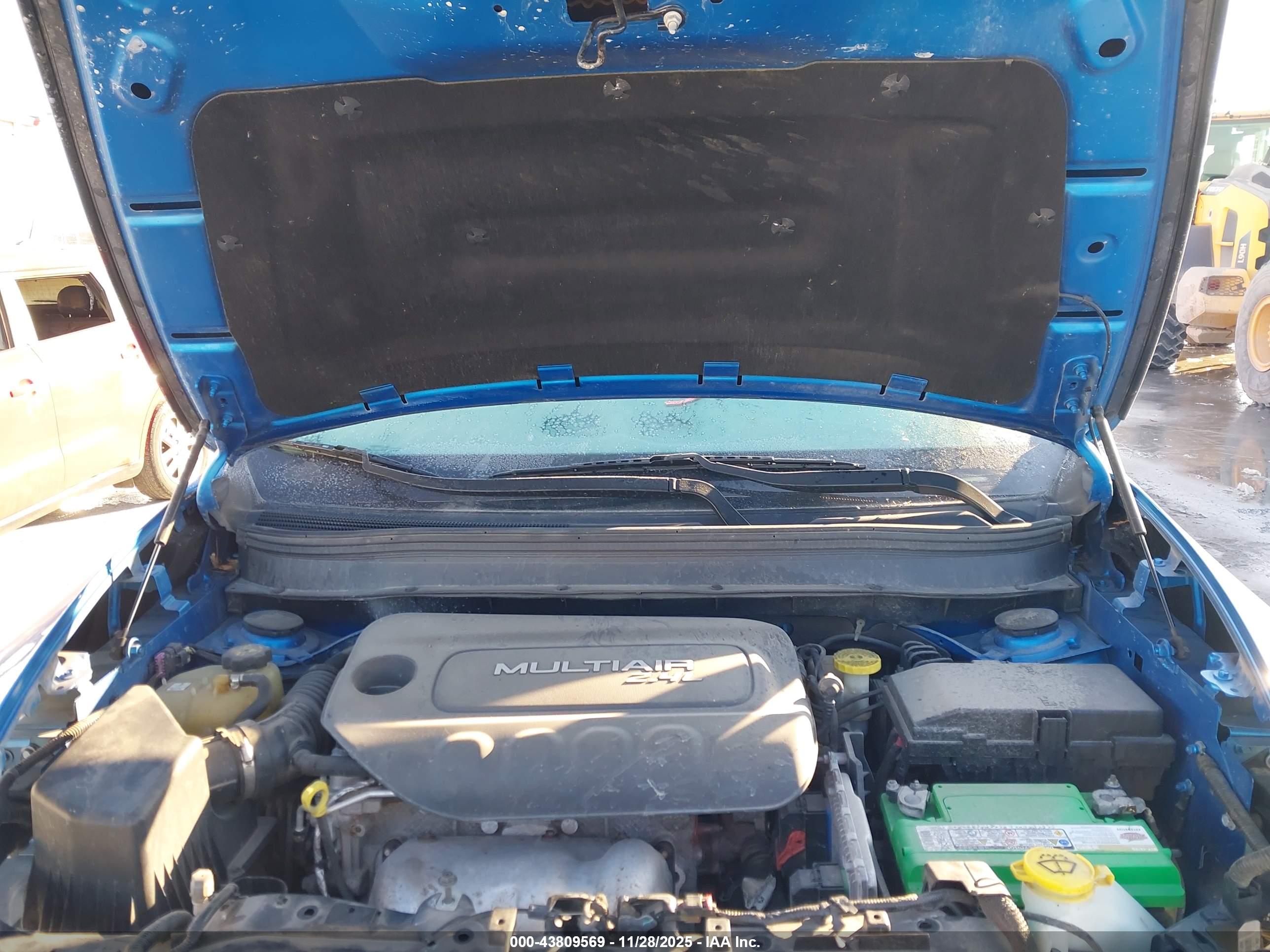 JEEP CHEROKEE image 10