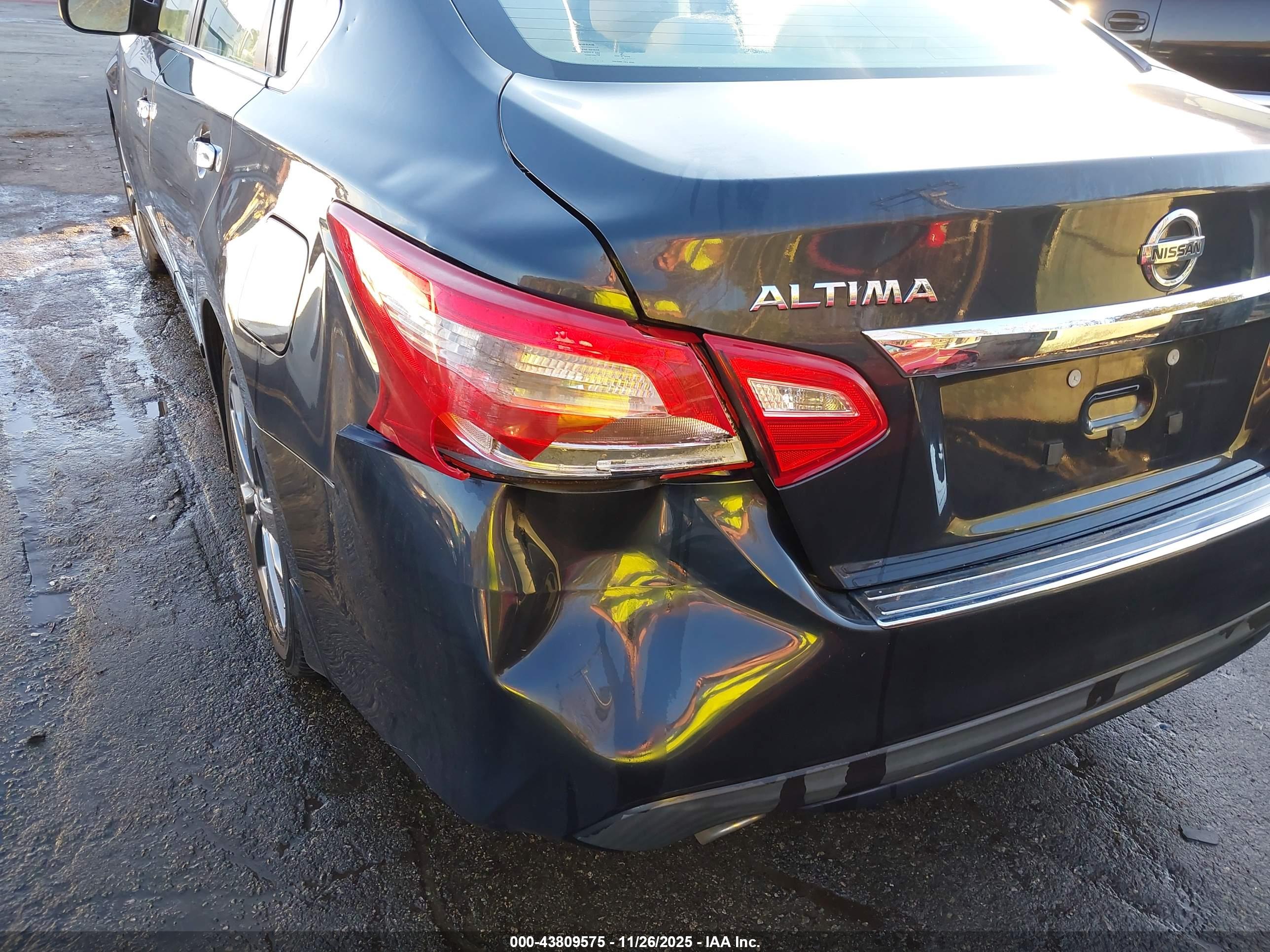 NISSAN ALTIMA image 6