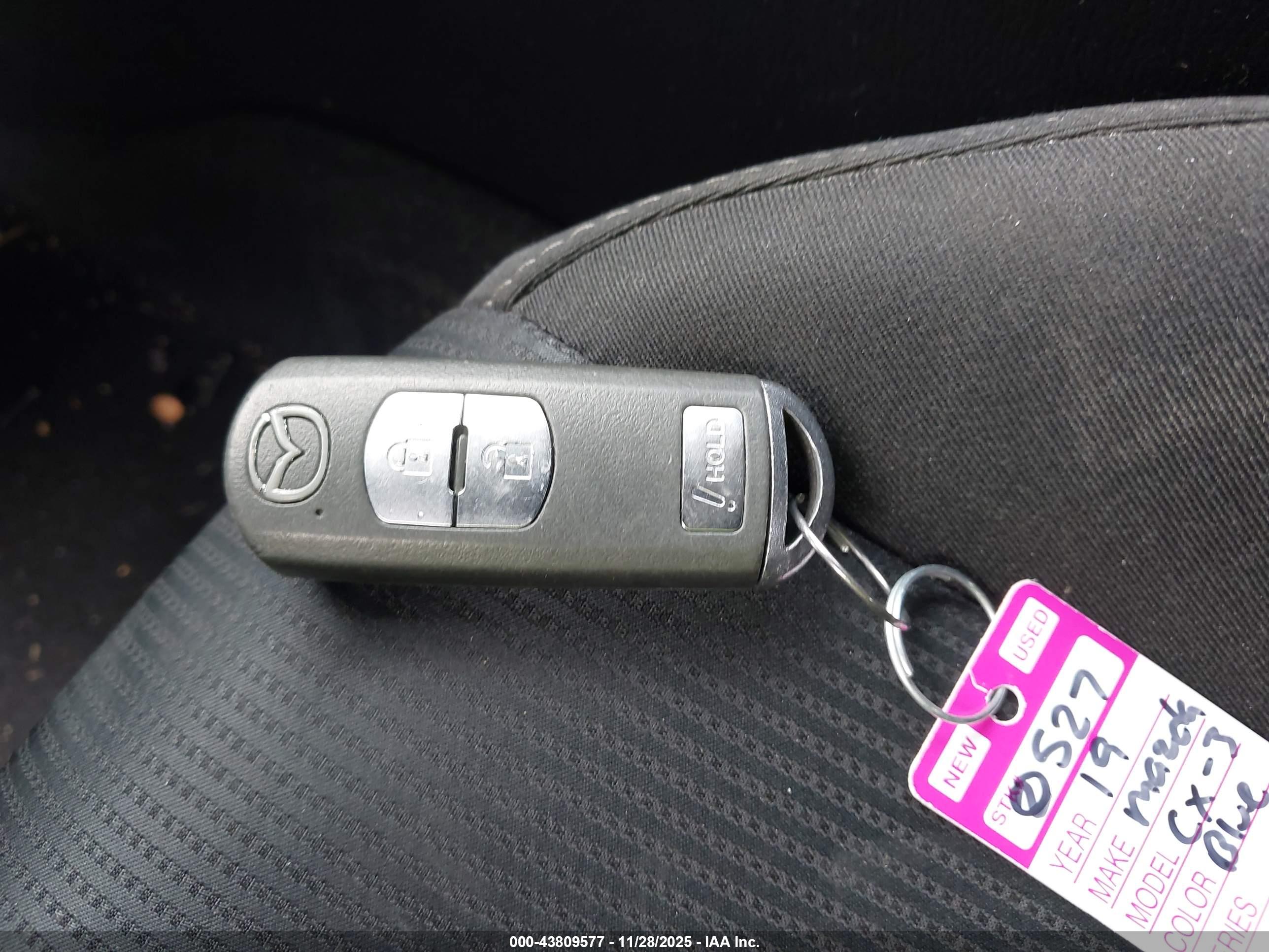 MAZDA CX-3 image 11