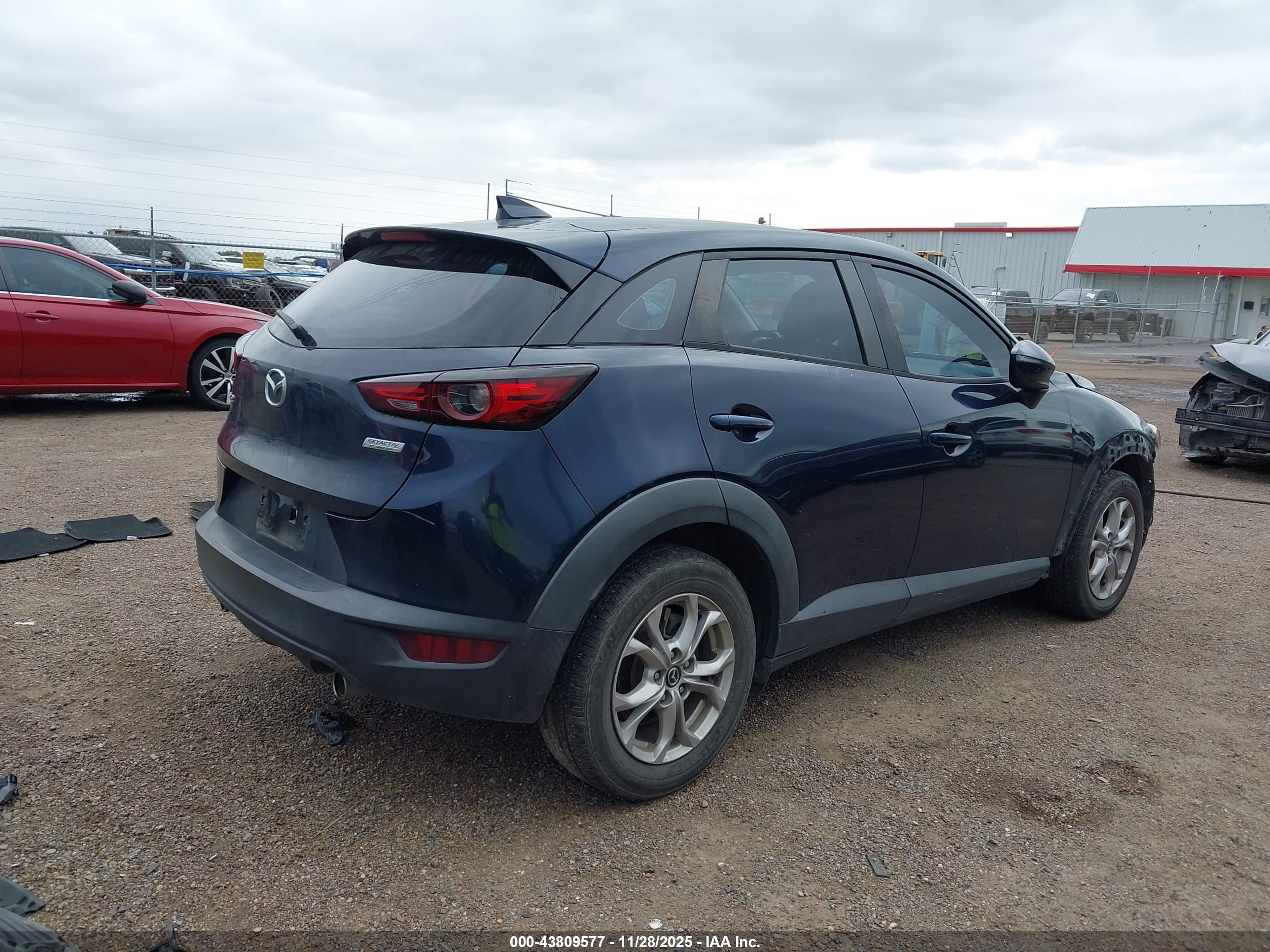 MAZDA CX-3 image 4
