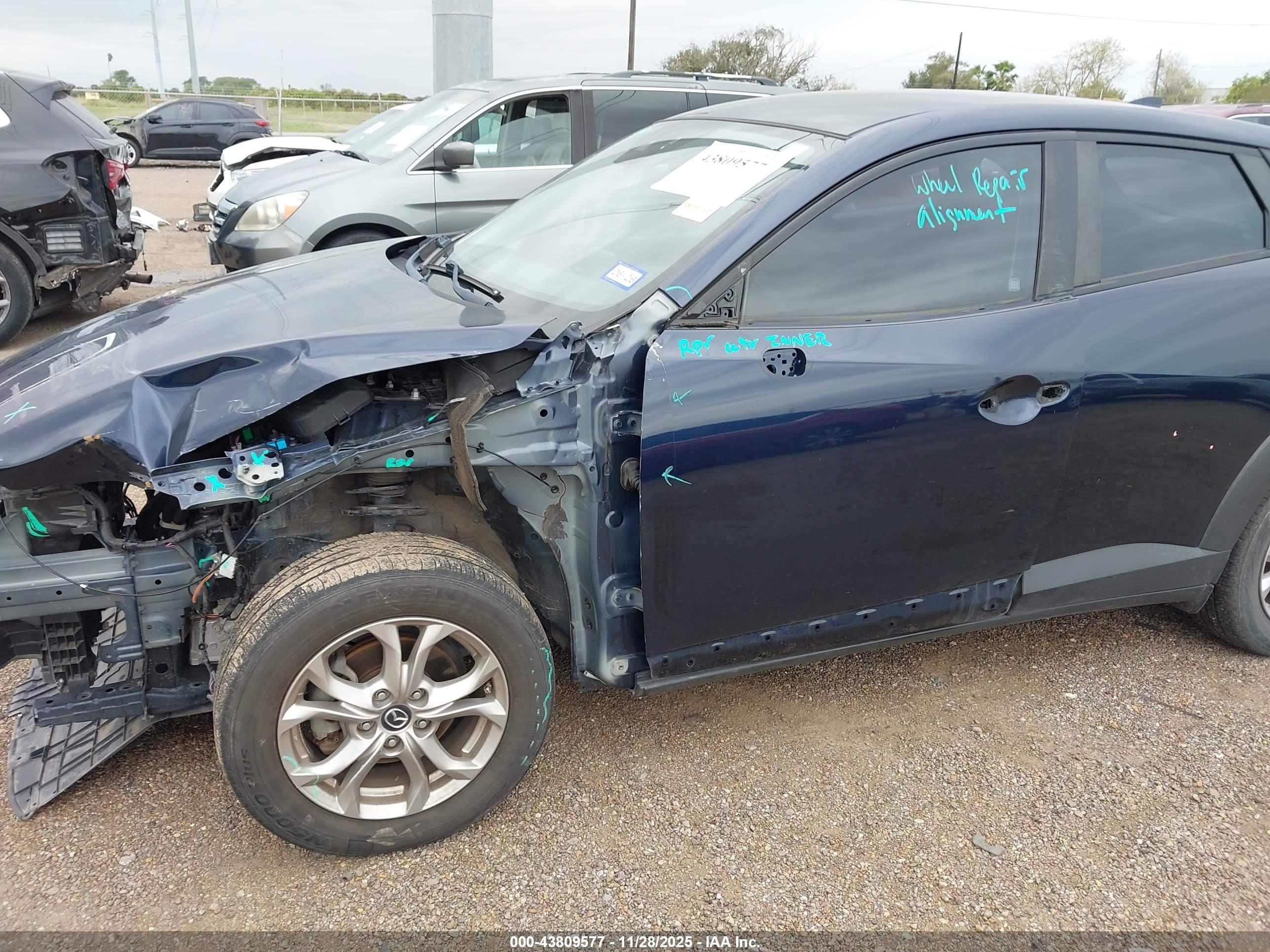 MAZDA CX-3 image 6